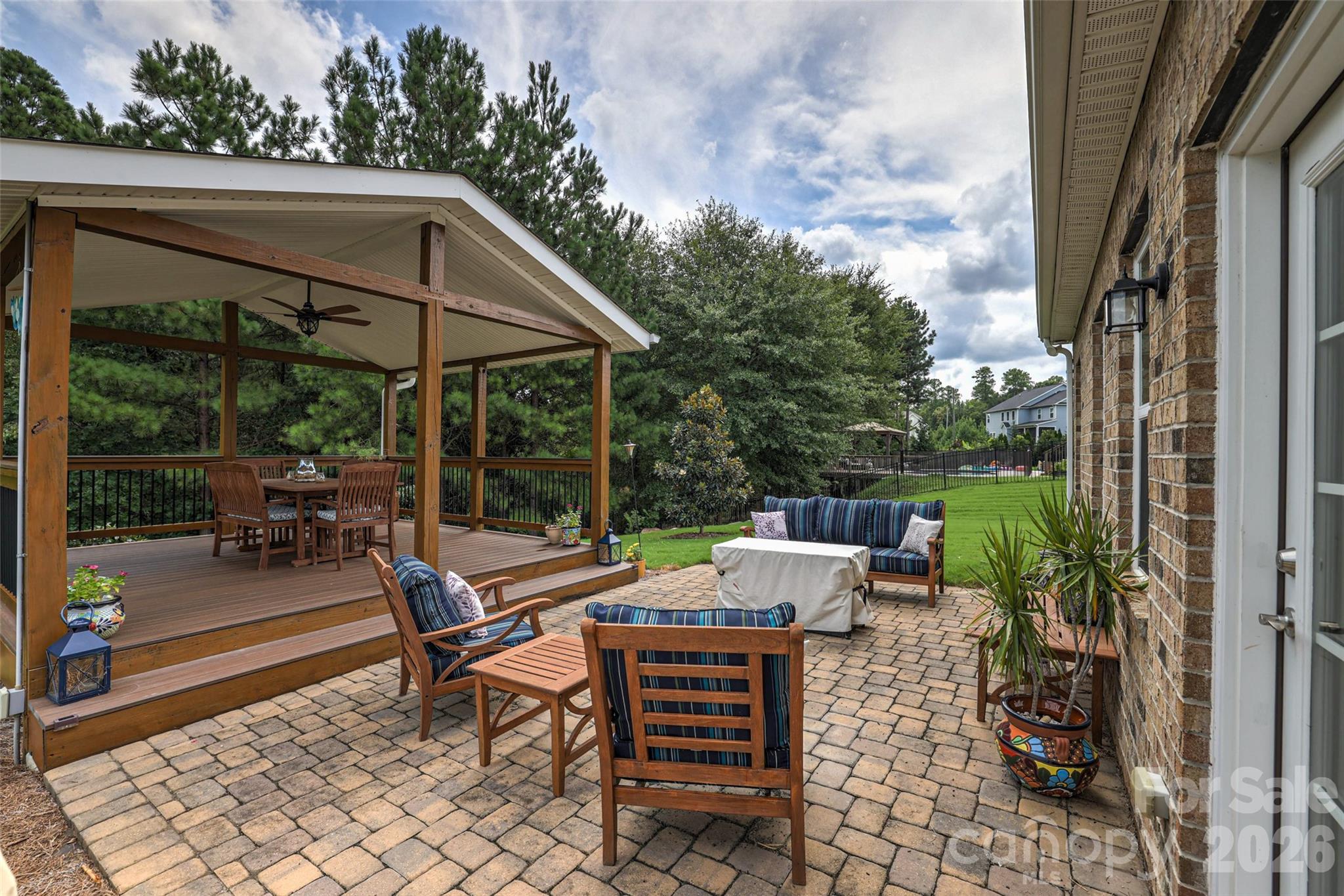 2084 Fuera Road Property Photo 38