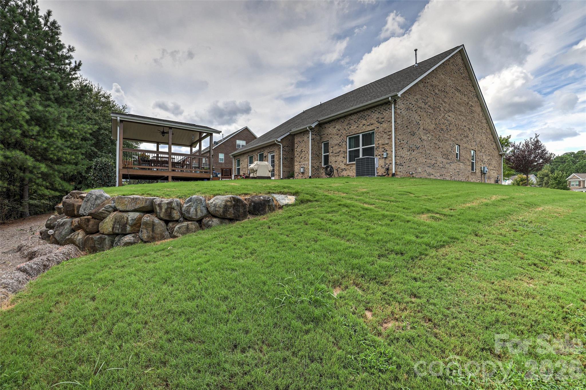 2084 Fuera Road Property Photo 41