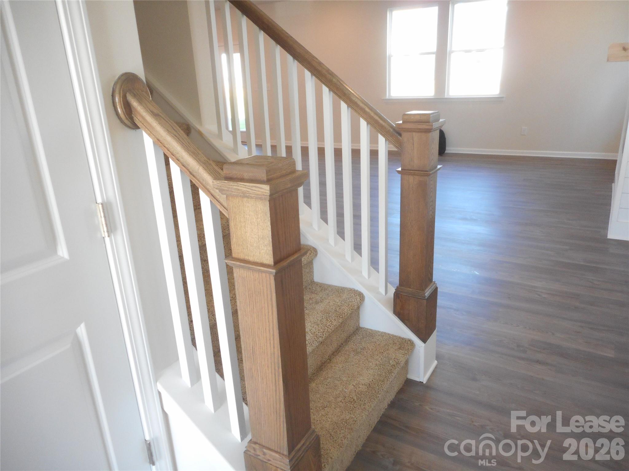 5022 Markfield Lane Property Photo 9