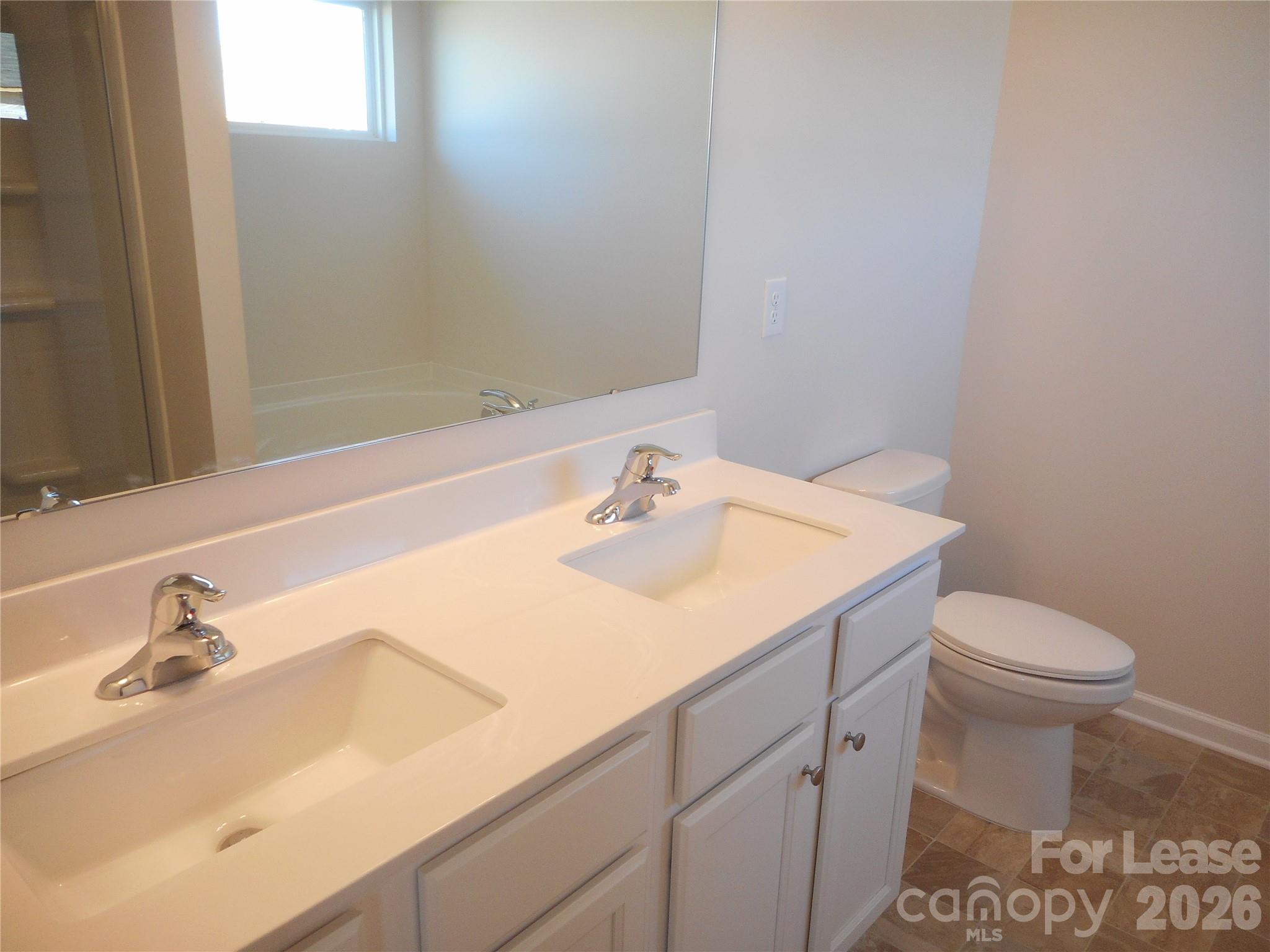 5022 Markfield Lane Property Photo 12