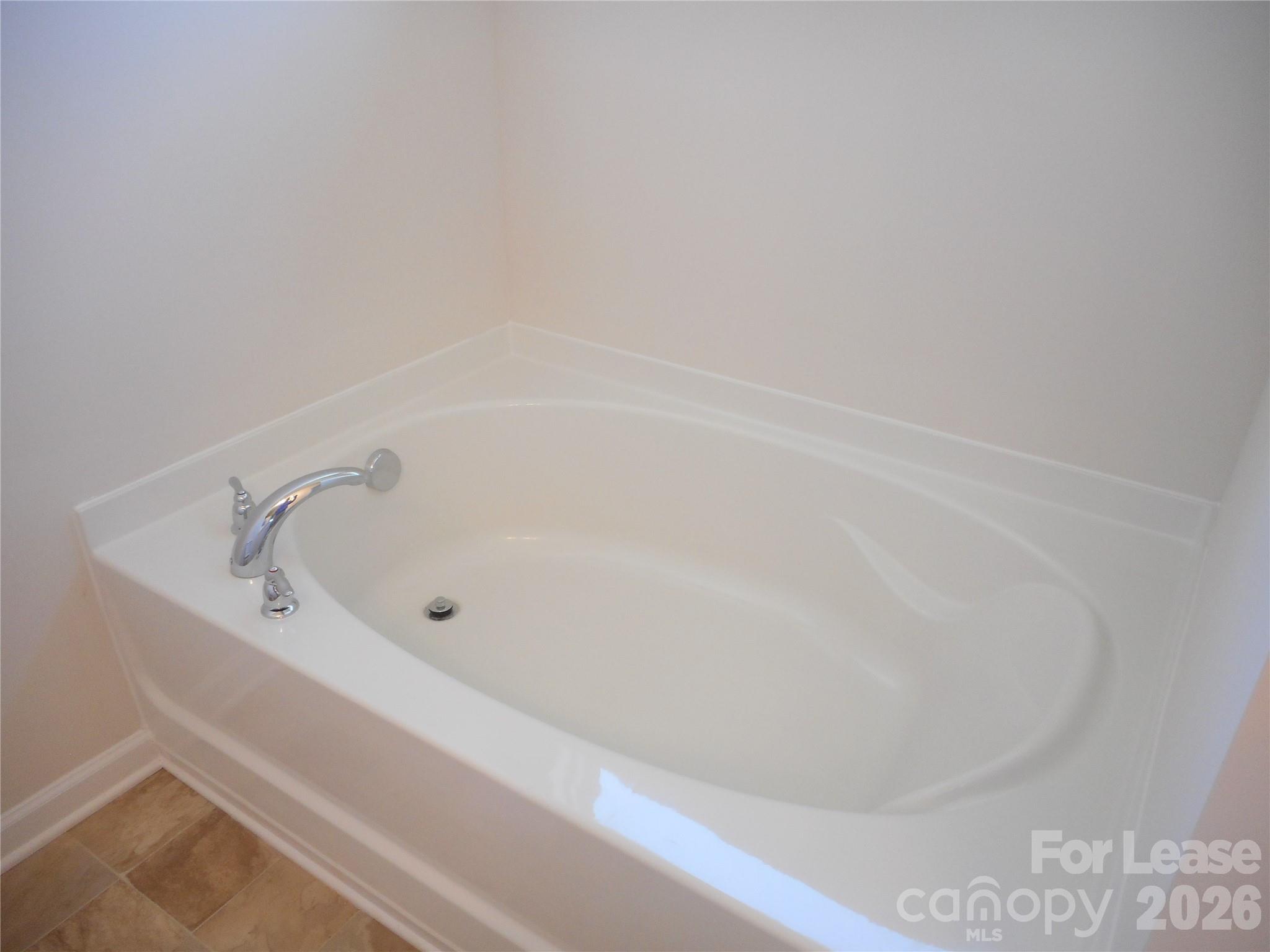 5022 Markfield Lane Property Photo 13