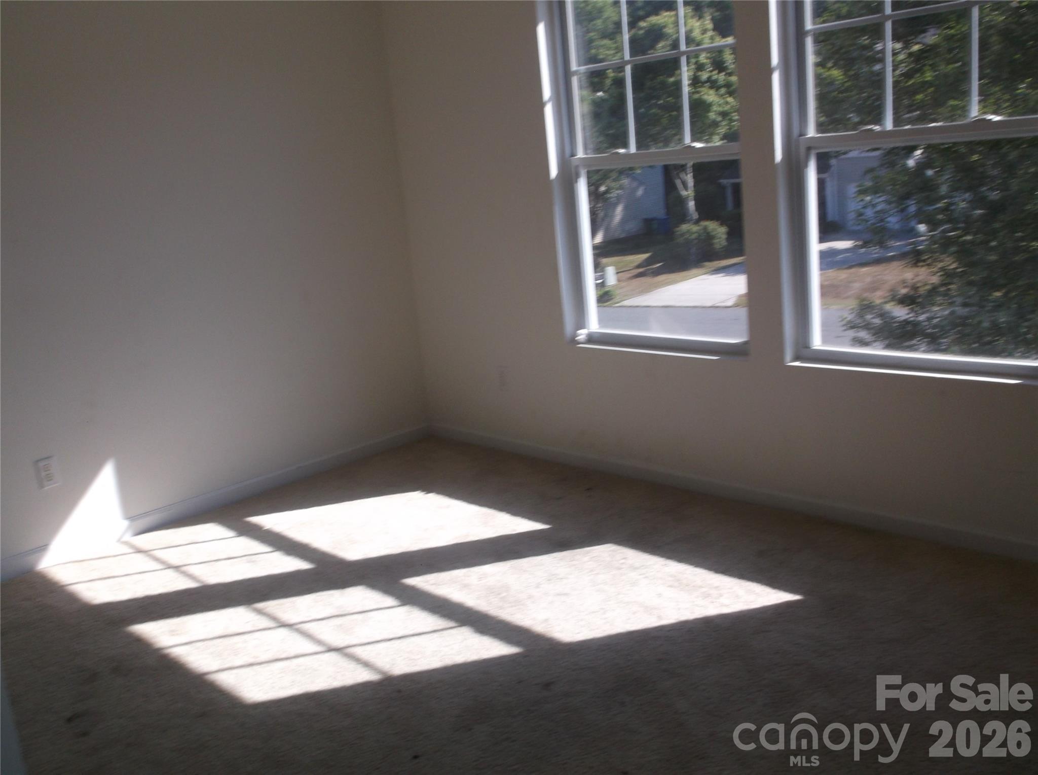 404 Smokehouse Lane Property Photo 9