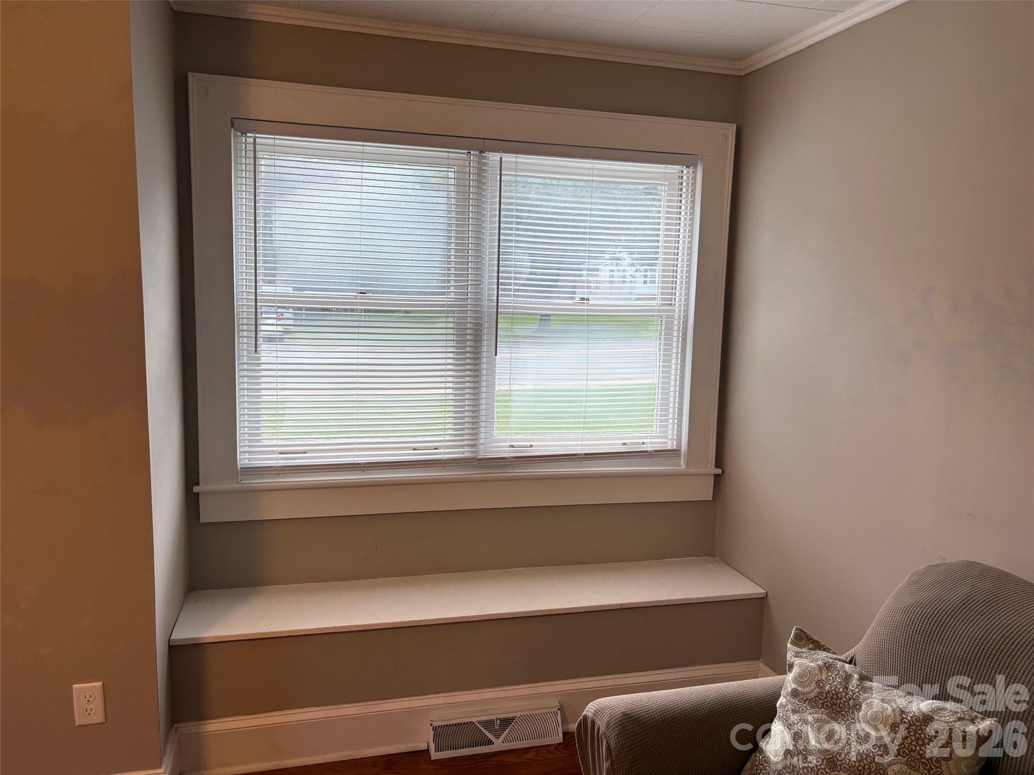 316 E Statesville Avenue Property Photo 19