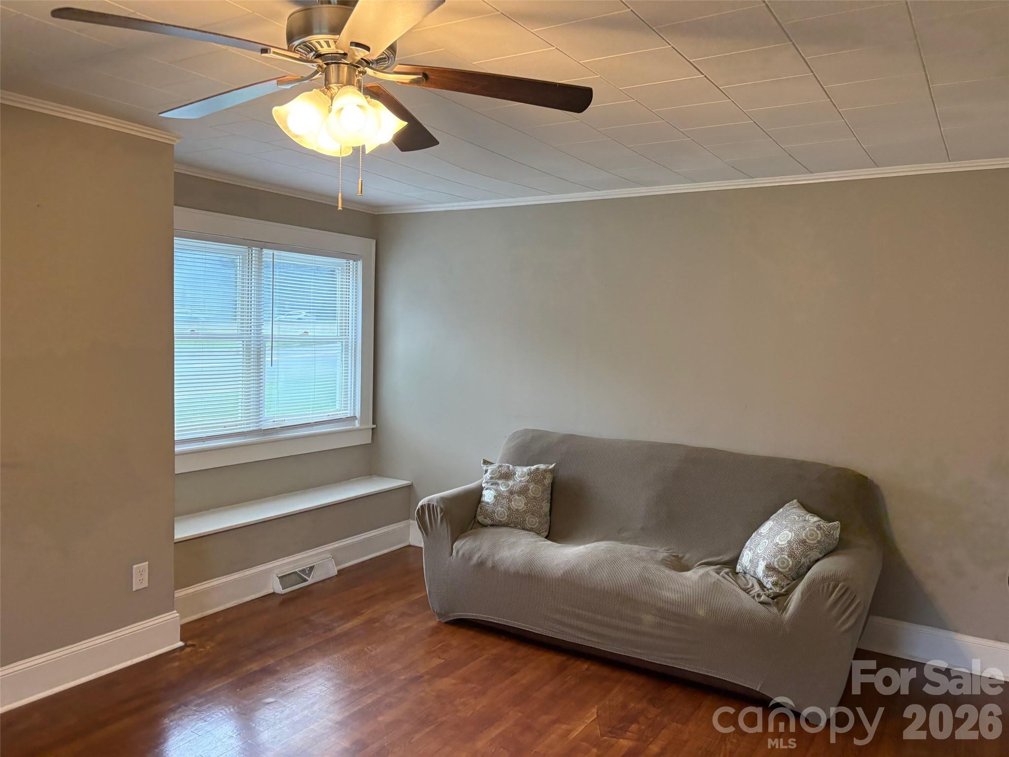 316 E Statesville Avenue Property Photo 22