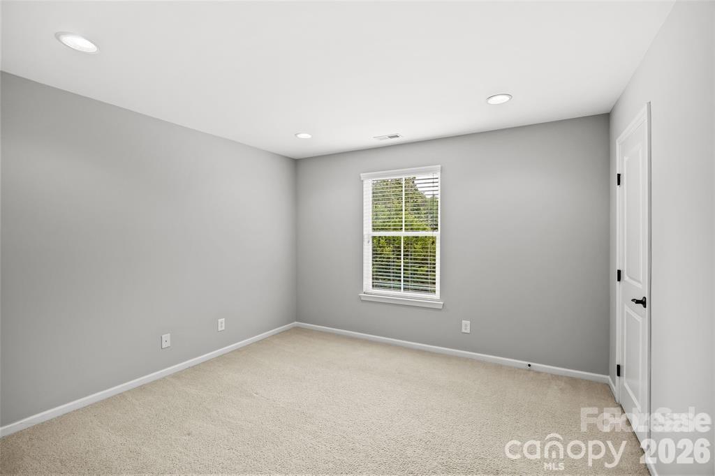 4008 Pinebrook Lane Property Photo 13