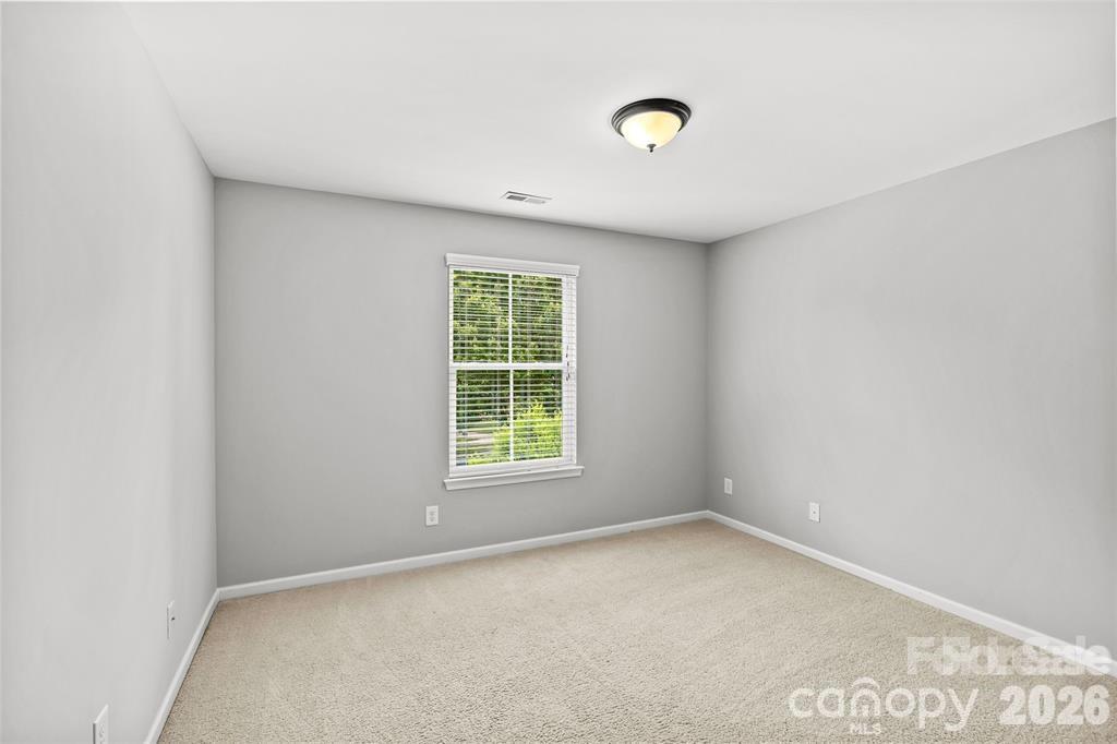4008 Pinebrook Lane Property Photo 15