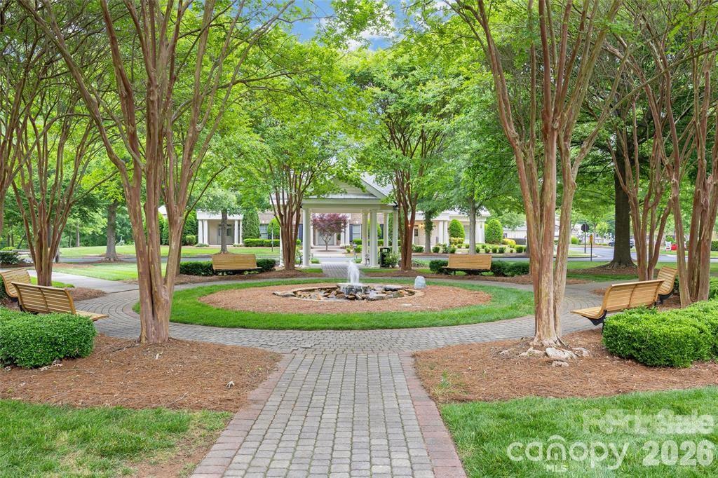 4008 Pinebrook Lane Property Photo 21