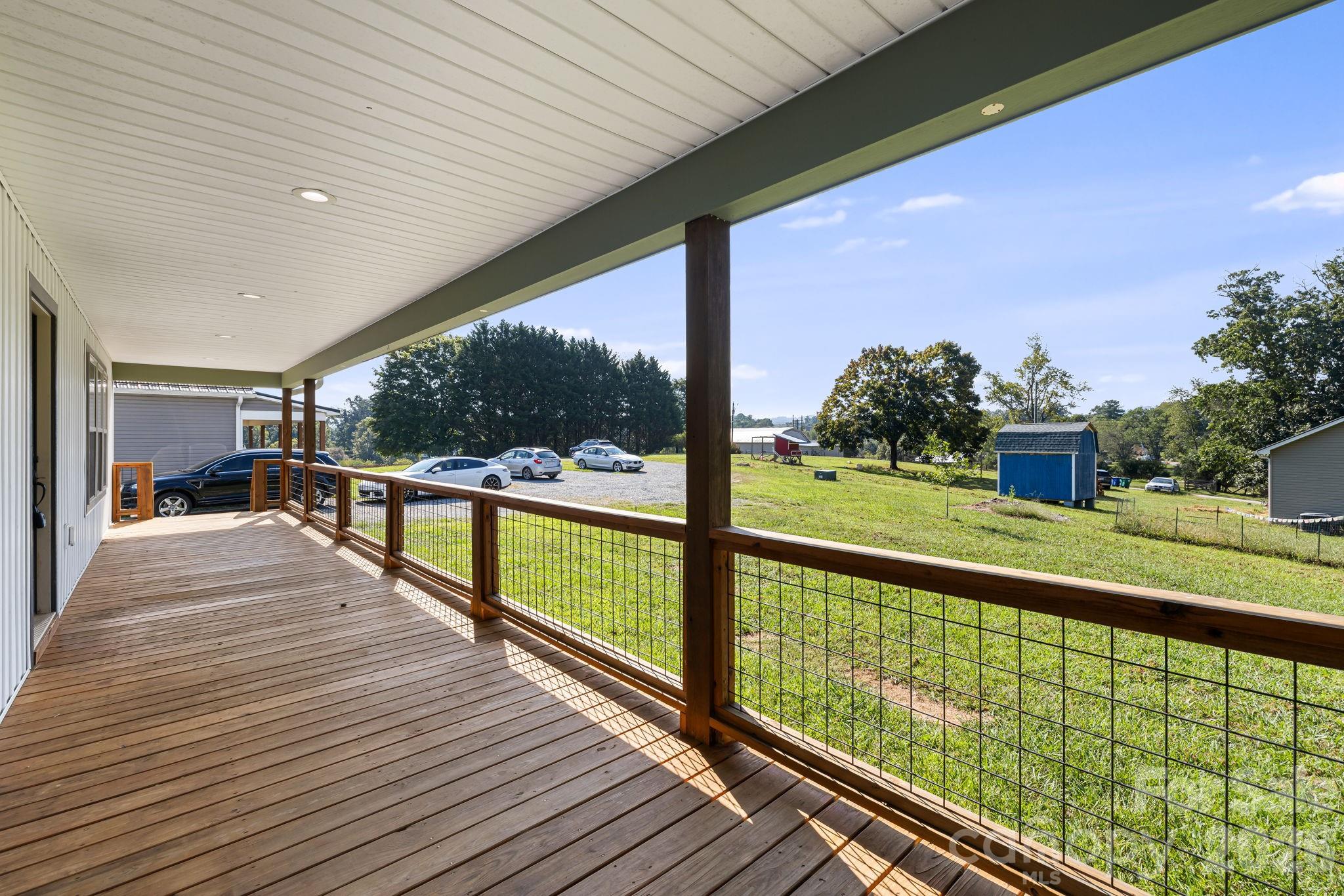 108 Split Rail Drive Extension Property Photo 5