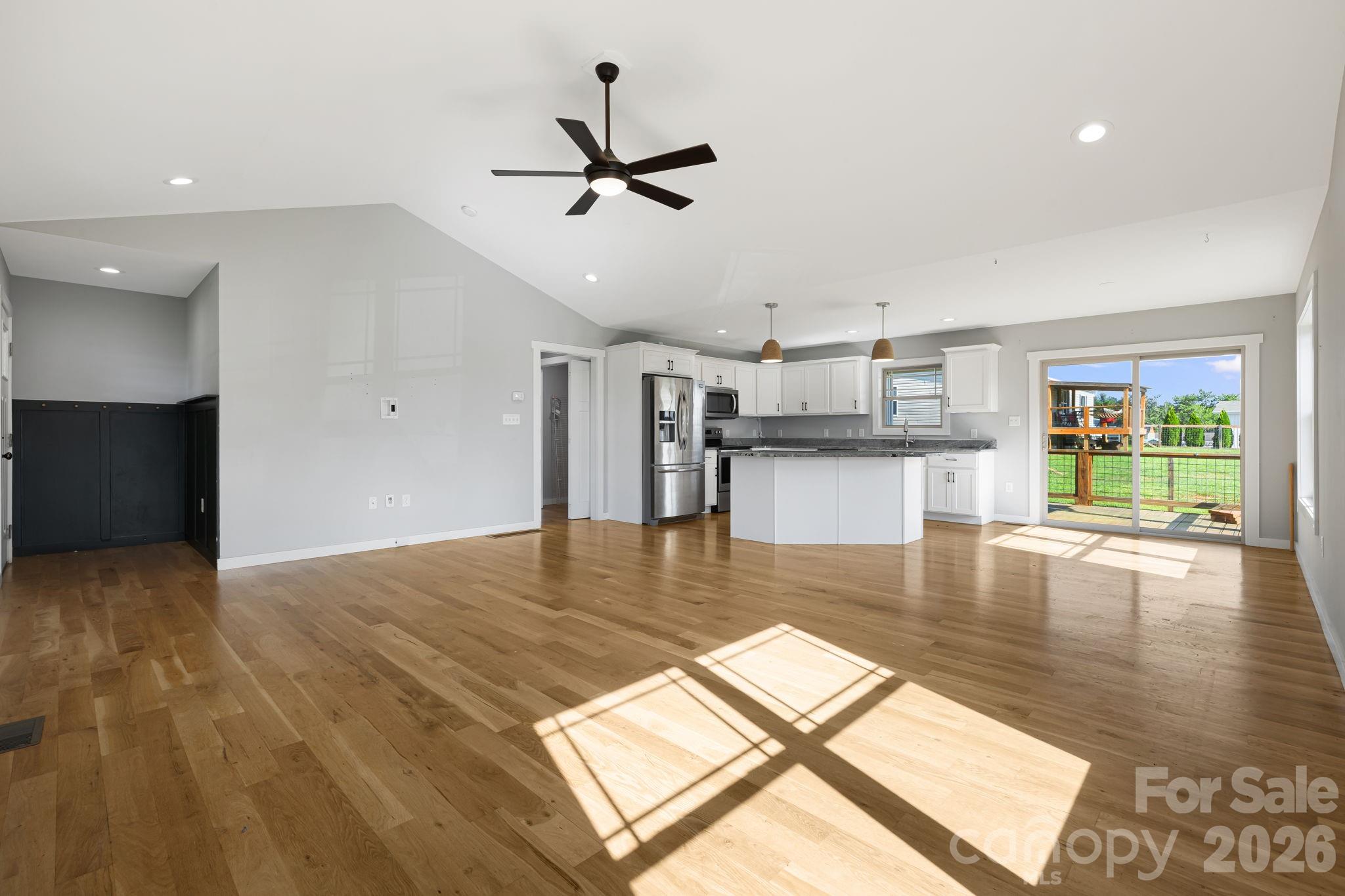 108 Split Rail Drive Extension Property Photo 9