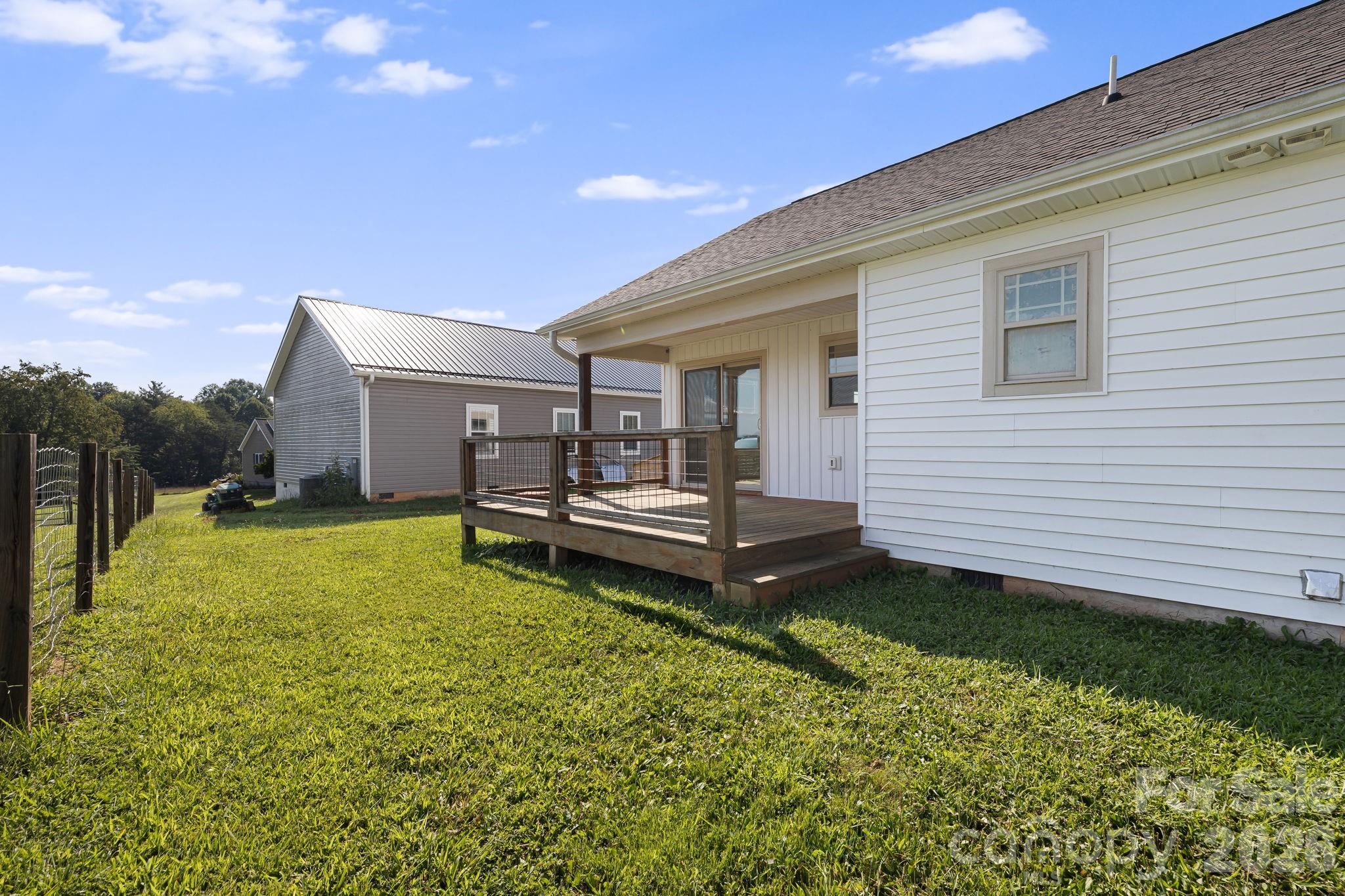 108 Split Rail Drive Extension Property Photo 25