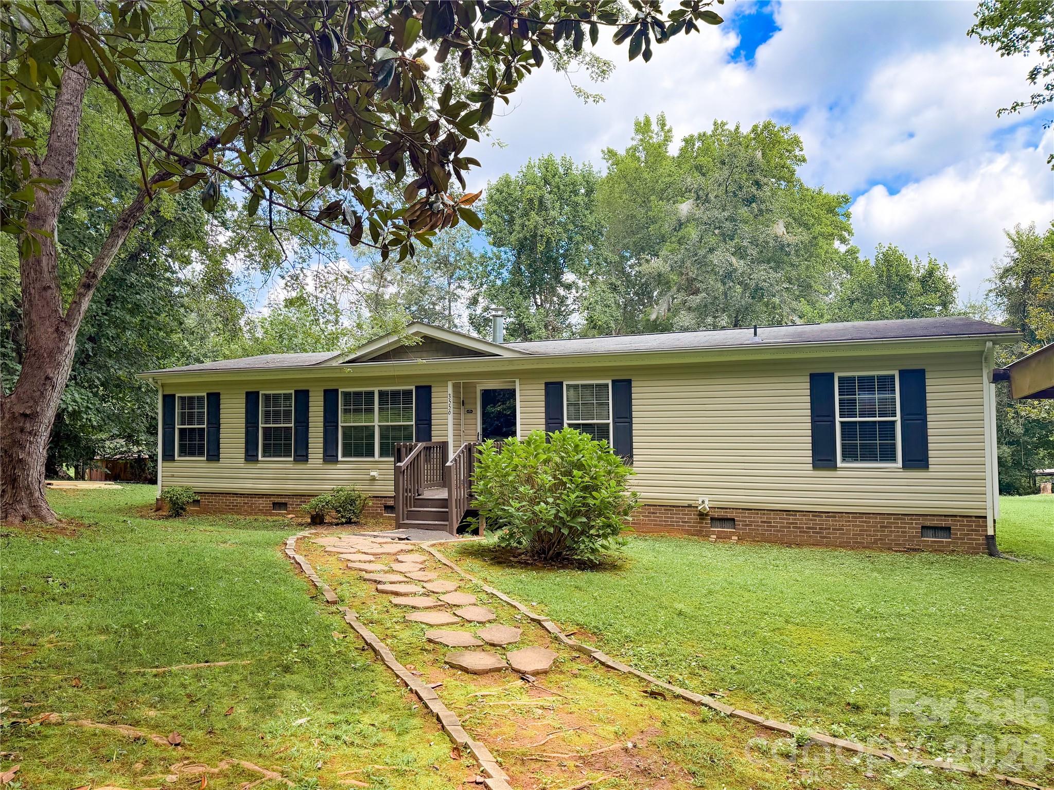 3556 Oakwood Avenue Property Photo 2