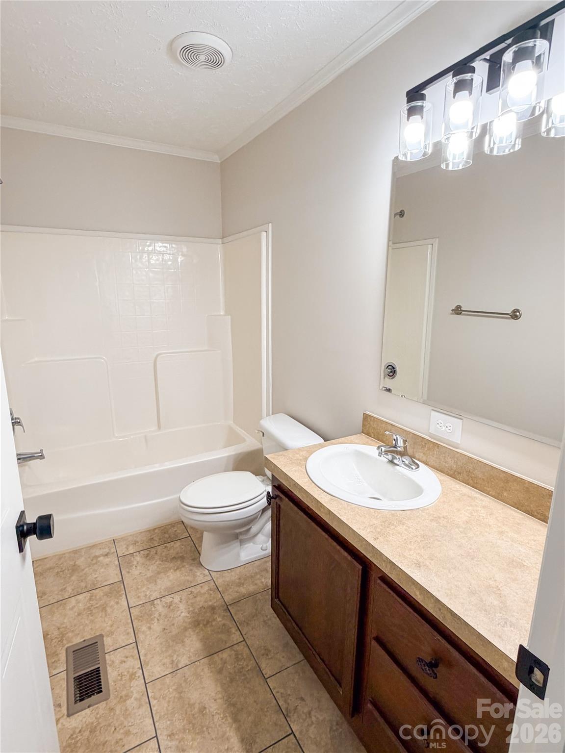 3556 Oakwood Avenue Property Photo 17