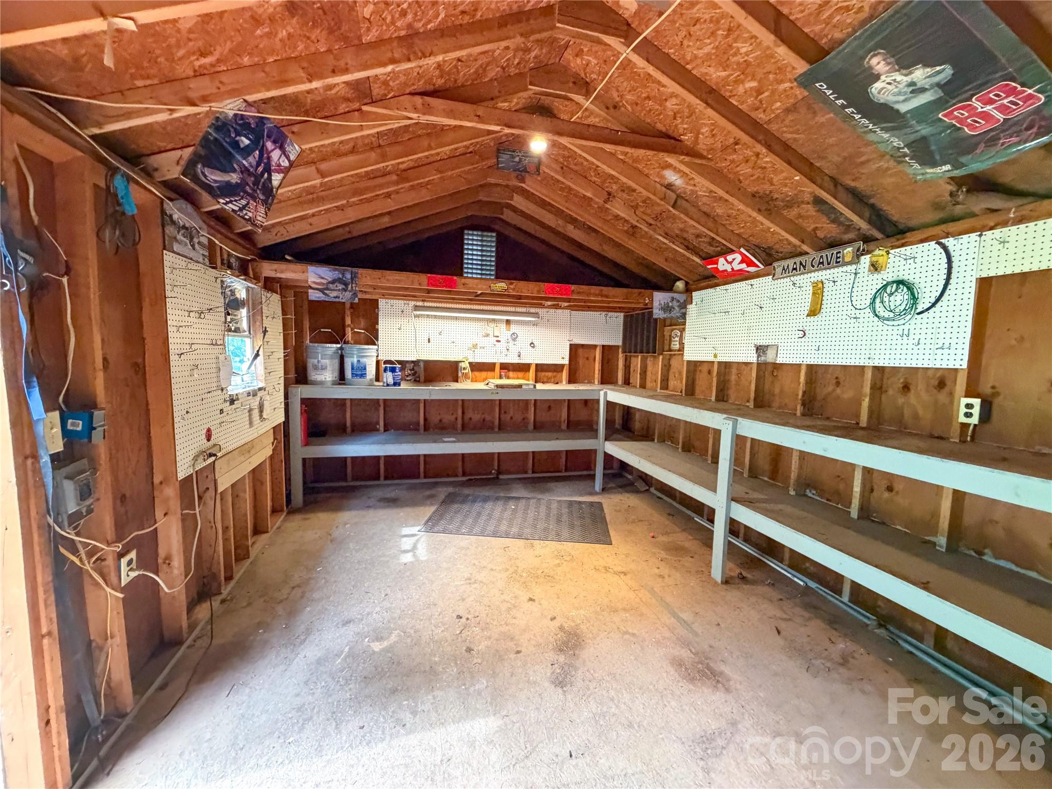 3556 Oakwood Avenue Property Photo 19