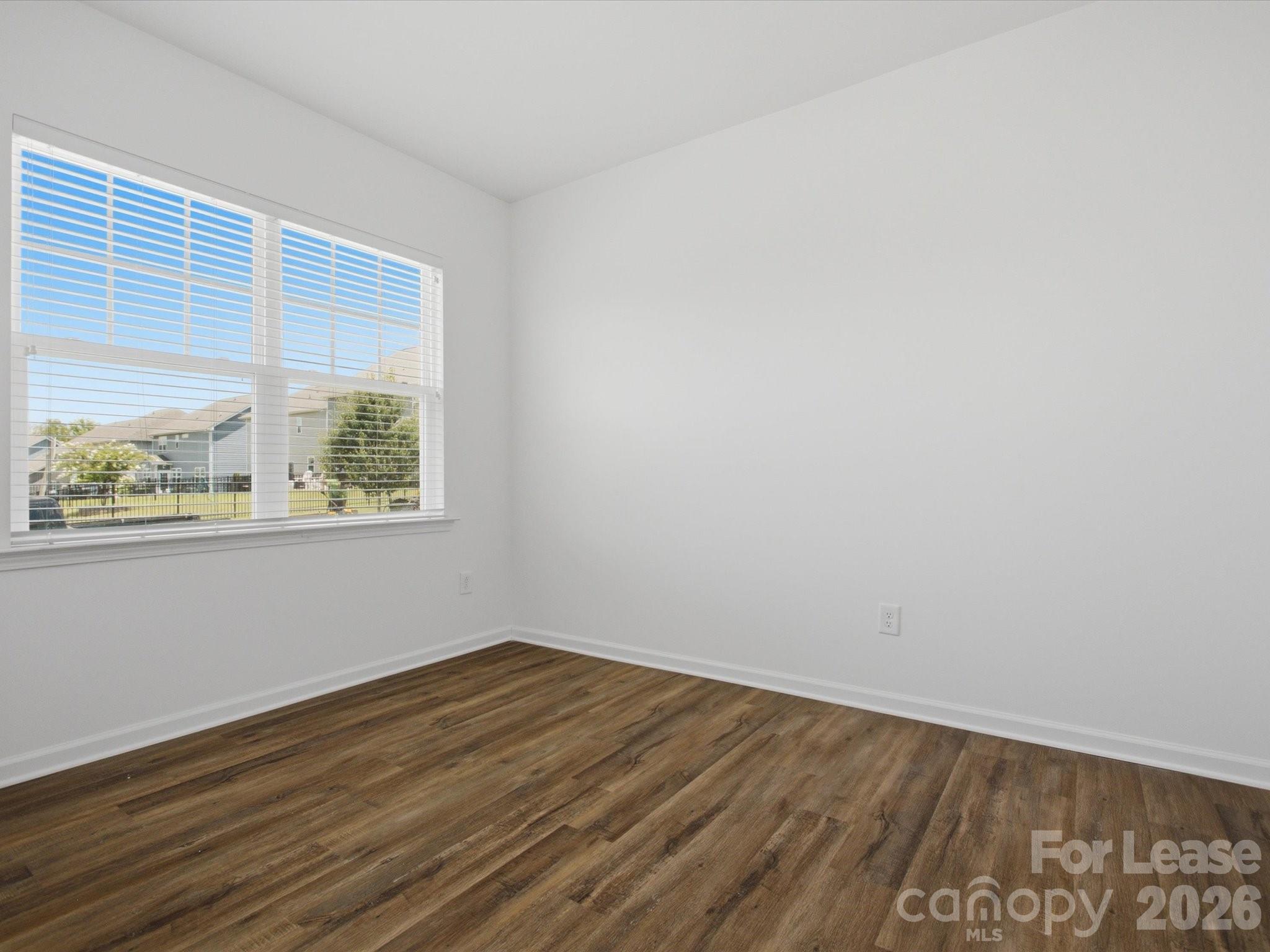1012 Whipcord Drive Property Photo 4