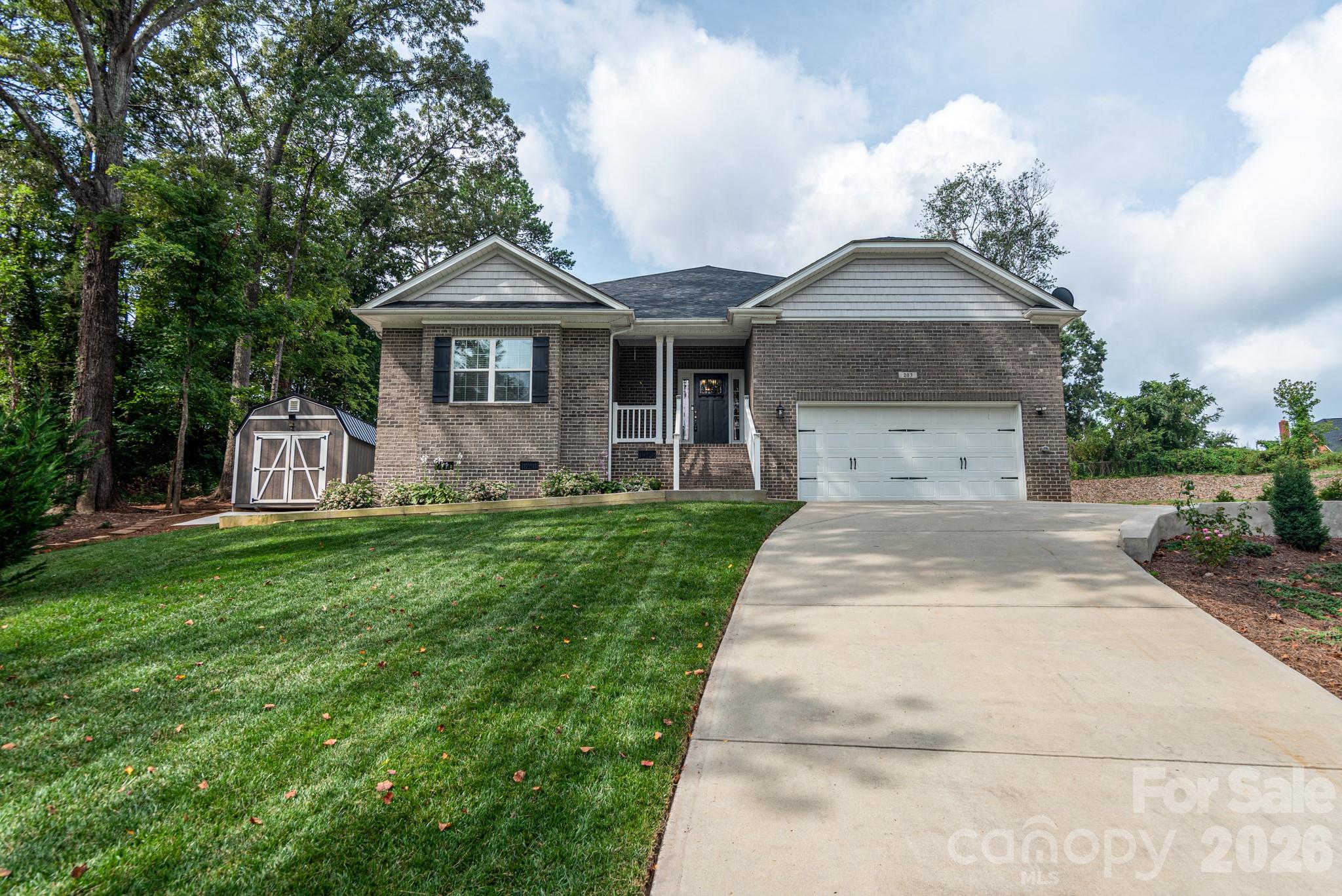 203 Macon Drive Property Photo 1