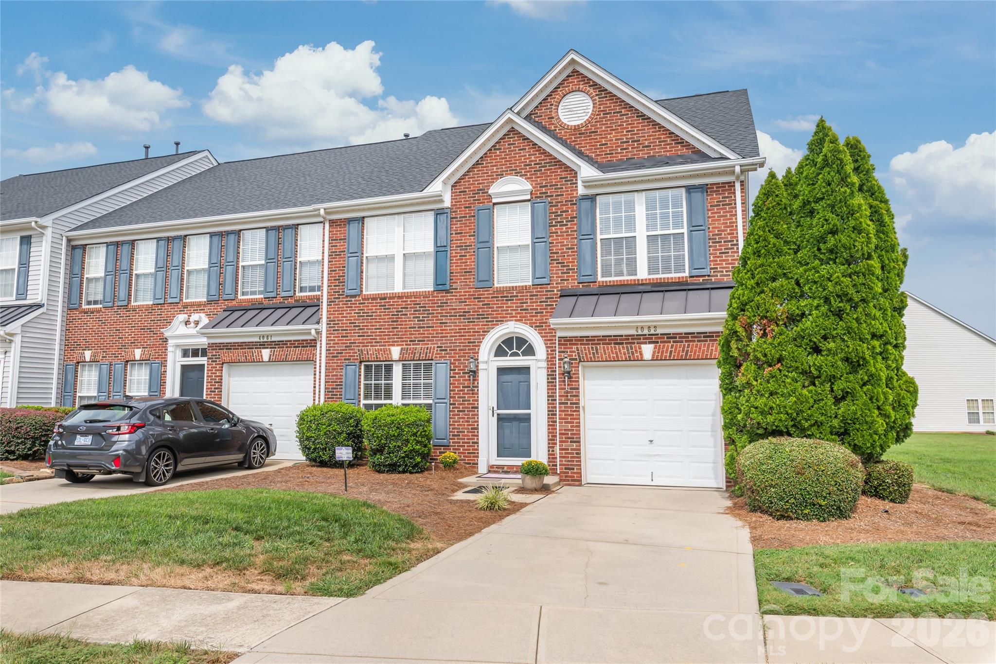 4063 Holly Villa Circle Property Photo 1