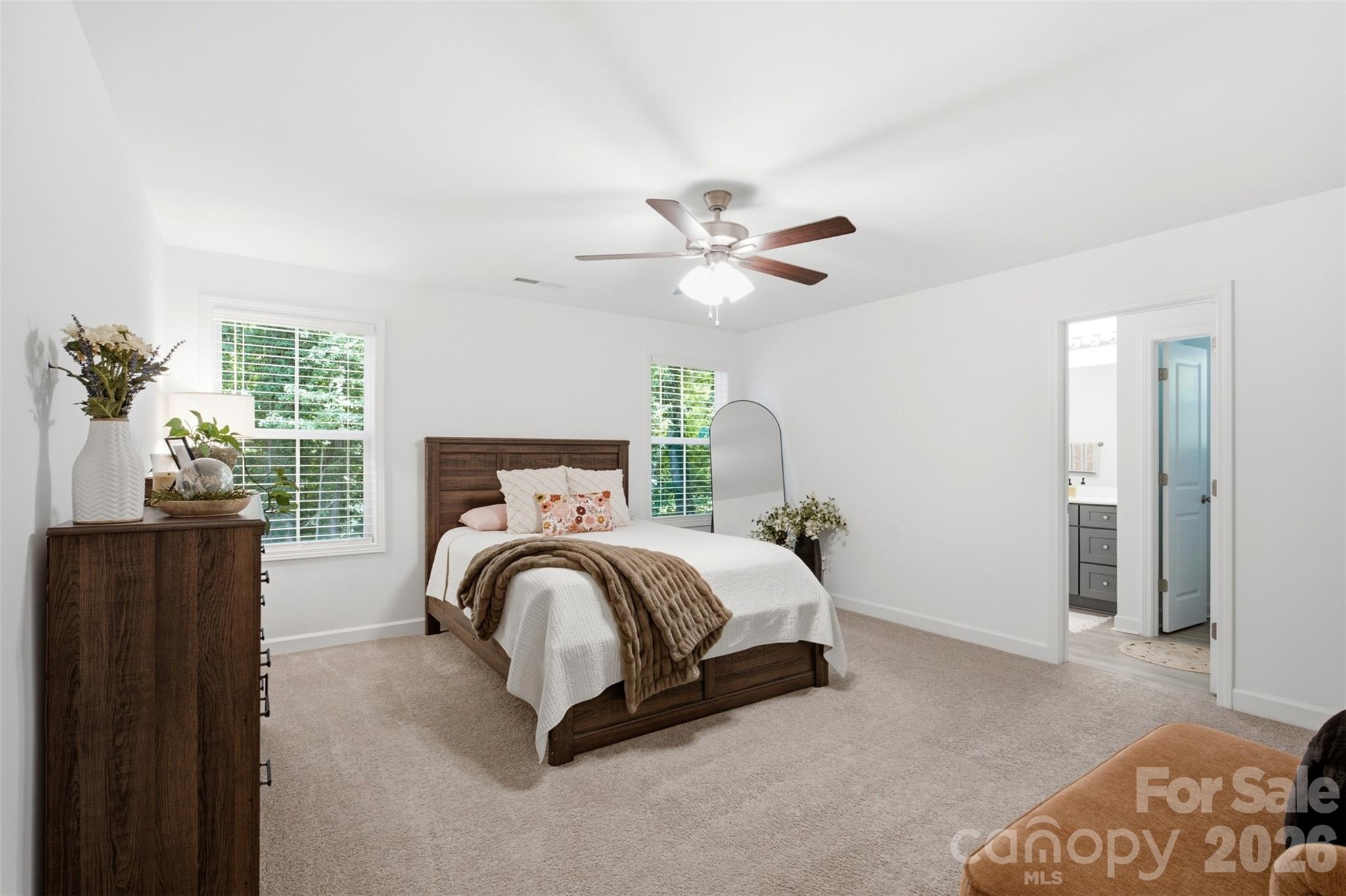 918 Brookwood Court Property Photo 12