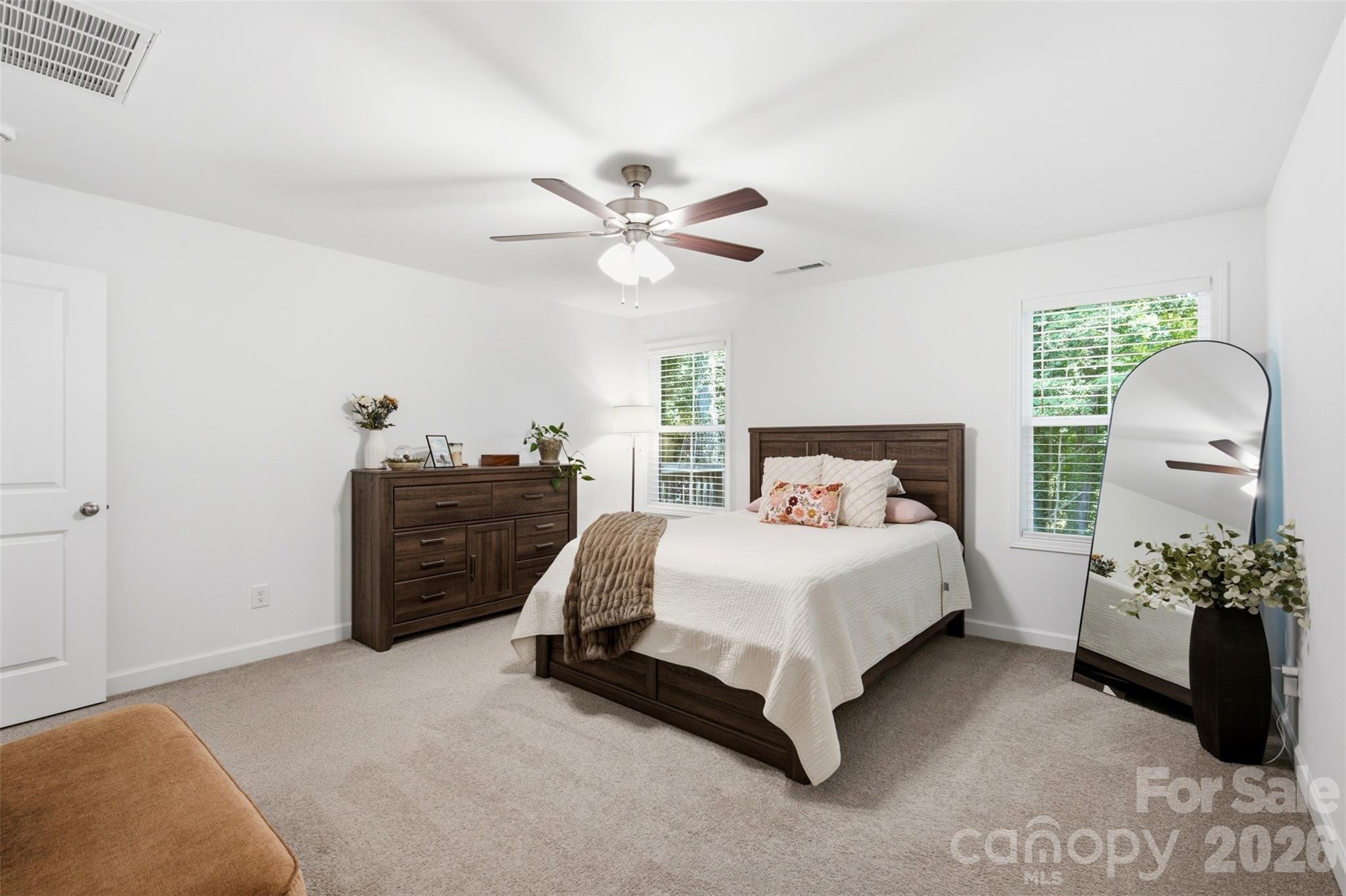 918 Brookwood Court Property Photo 13