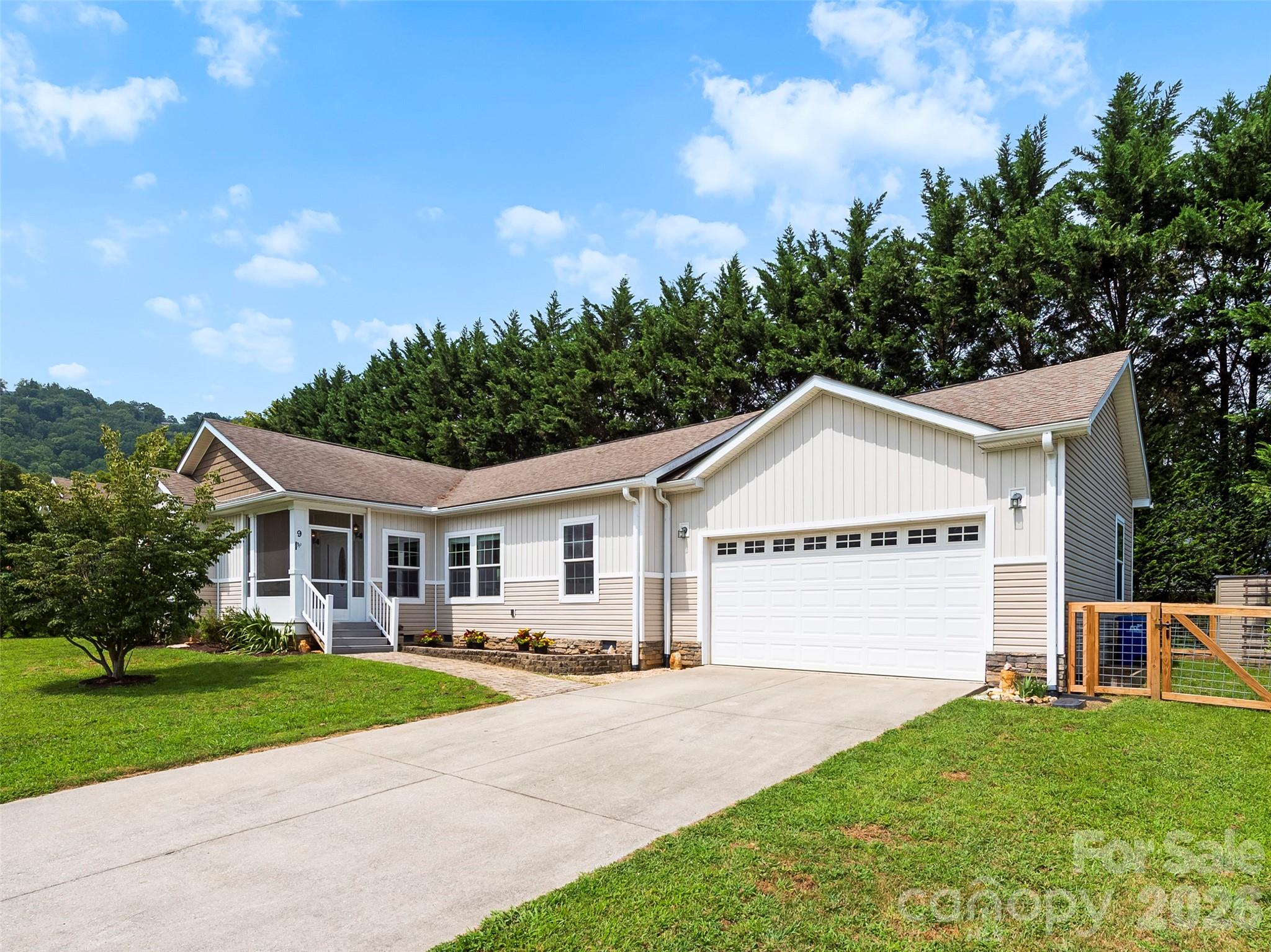 9 Farthings Drive Property Photo 2