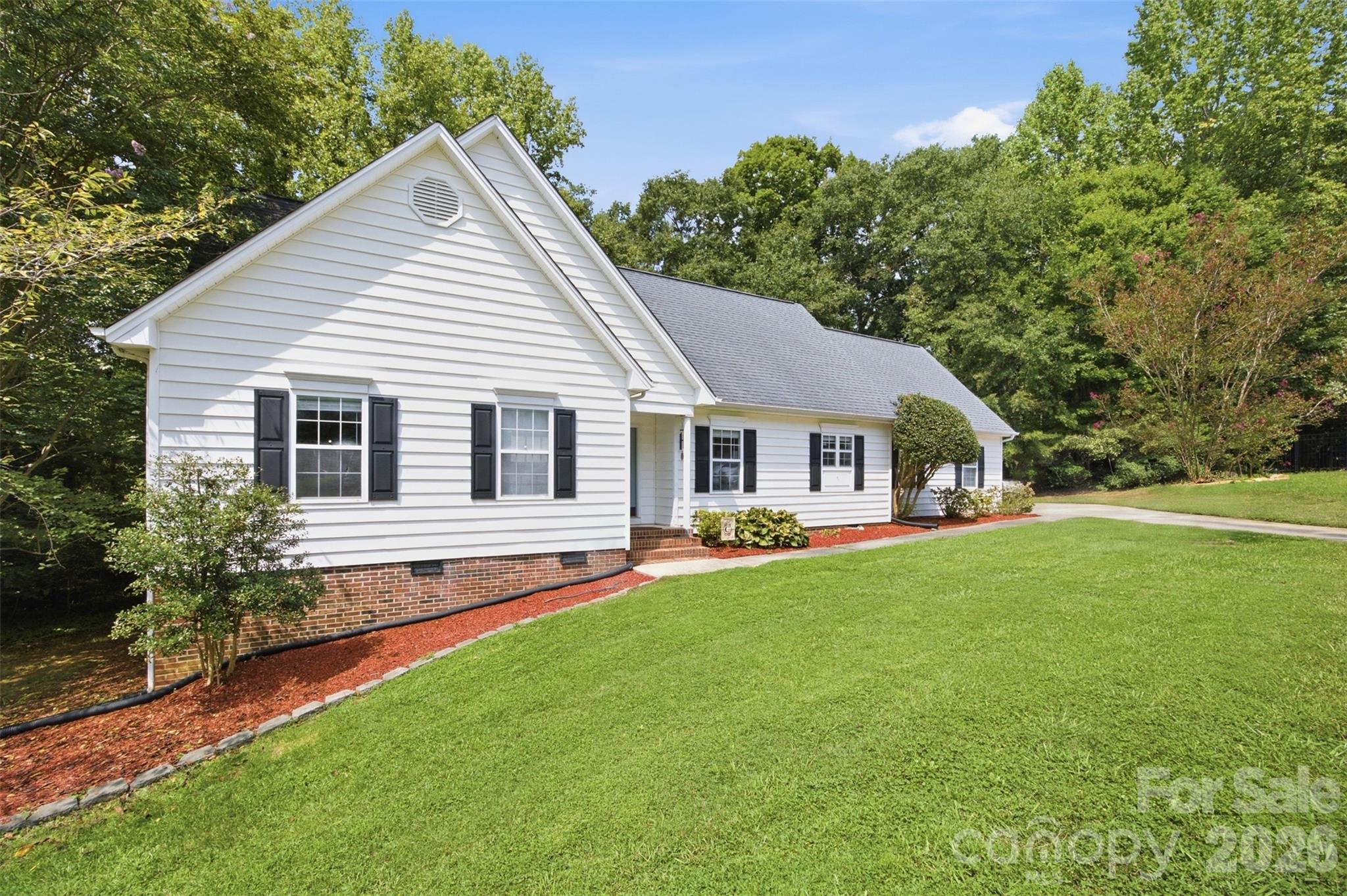 4203 Patriots Way Property Photo 2