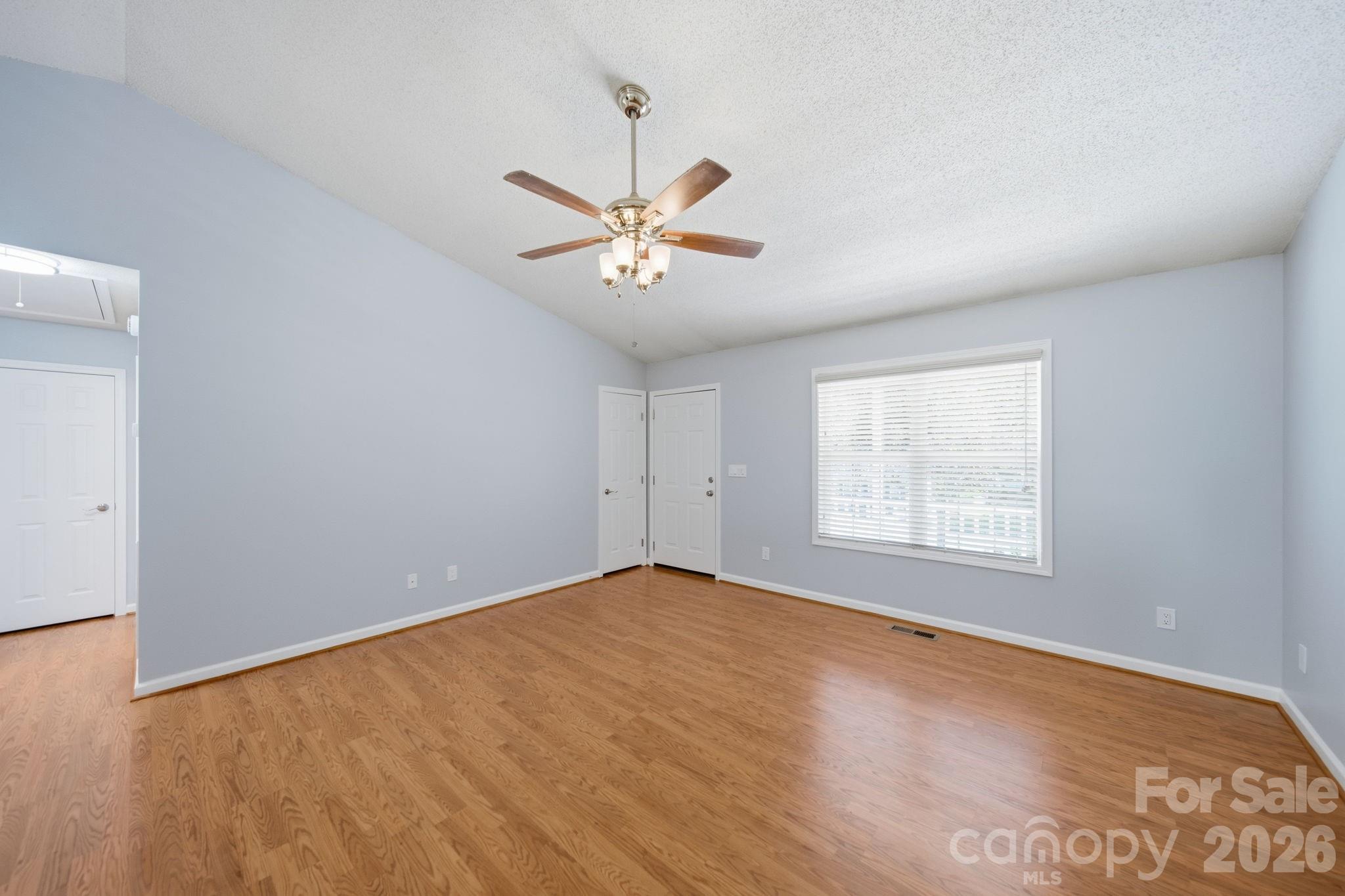 2425 Red Tip Drive Property Photo 7