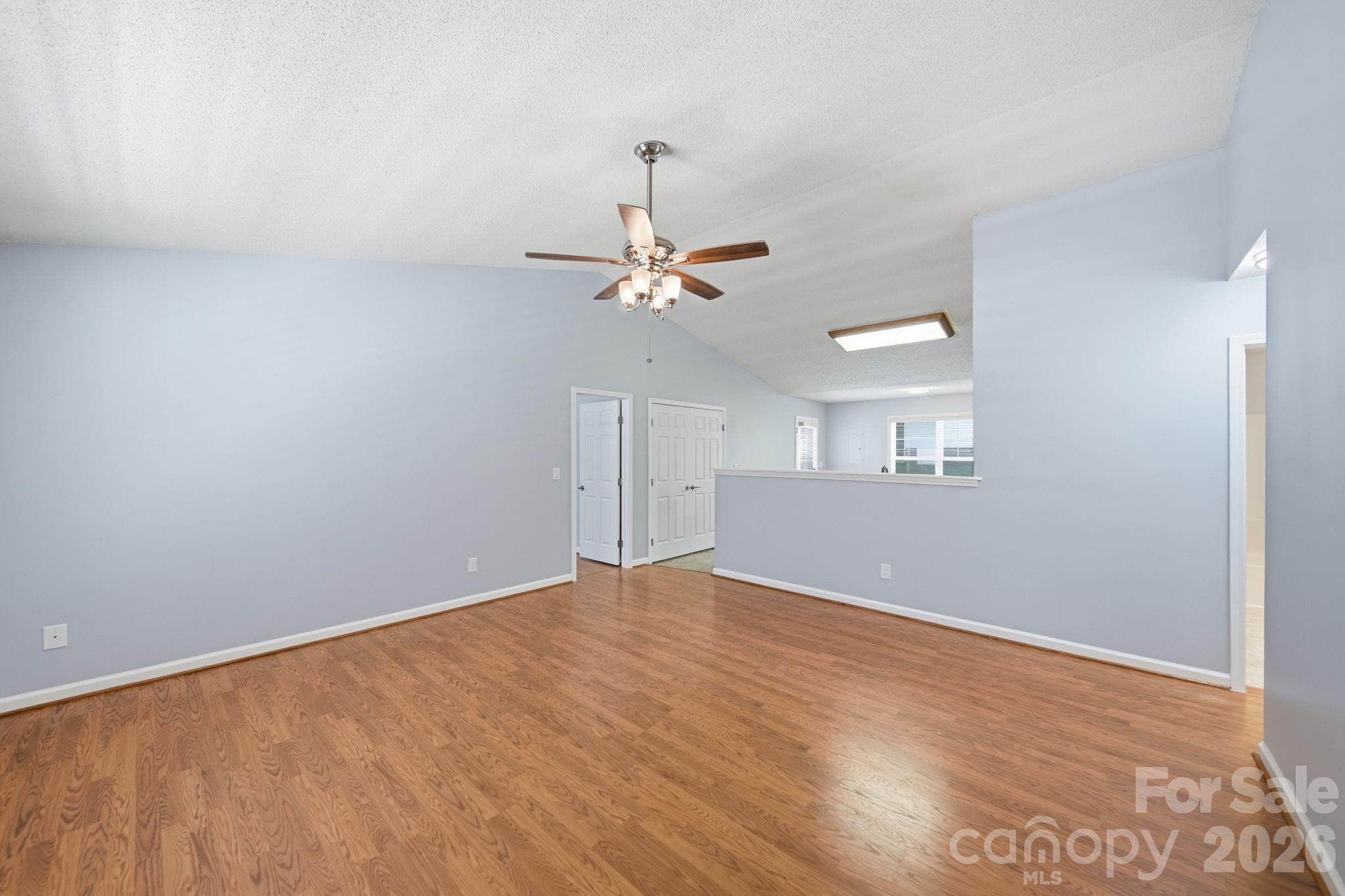2425 Red Tip Drive Property Photo 8