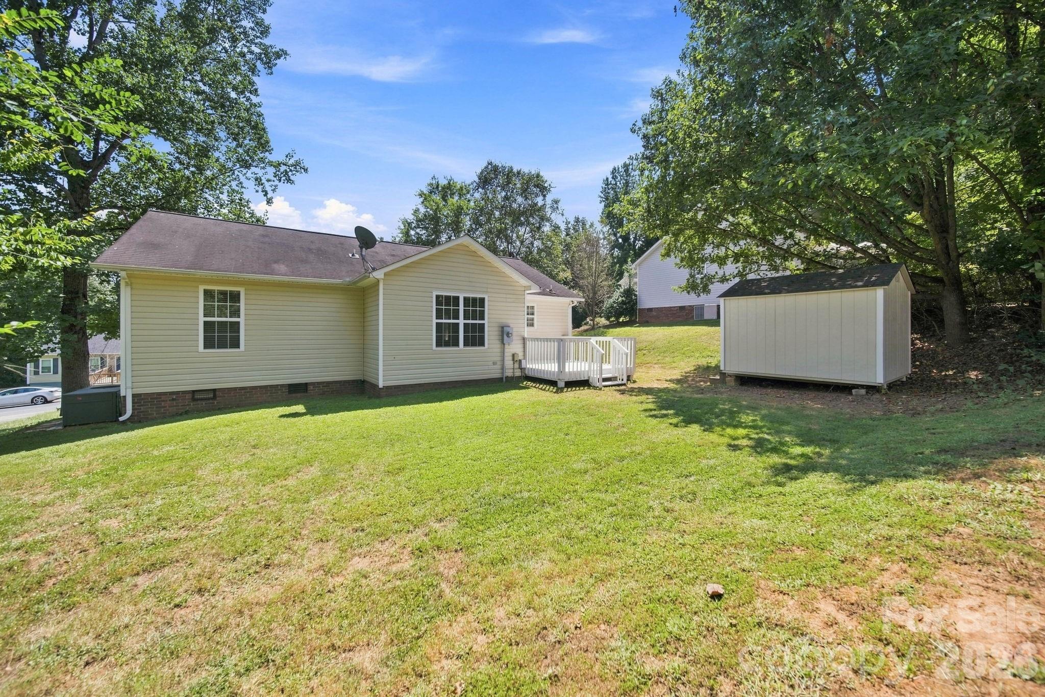 2425 Red Tip Drive Property Photo 28
