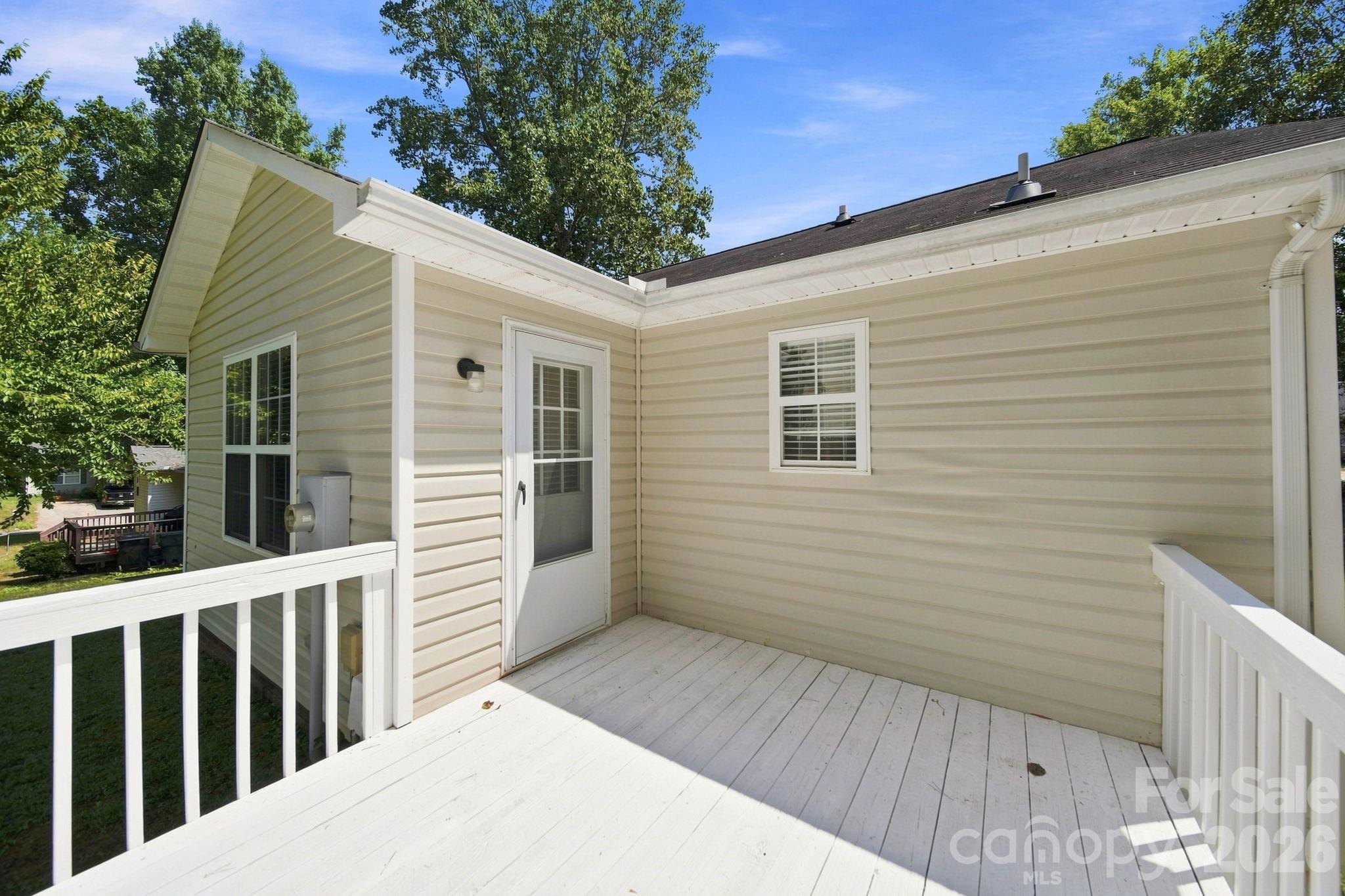2425 Red Tip Drive Property Photo 30