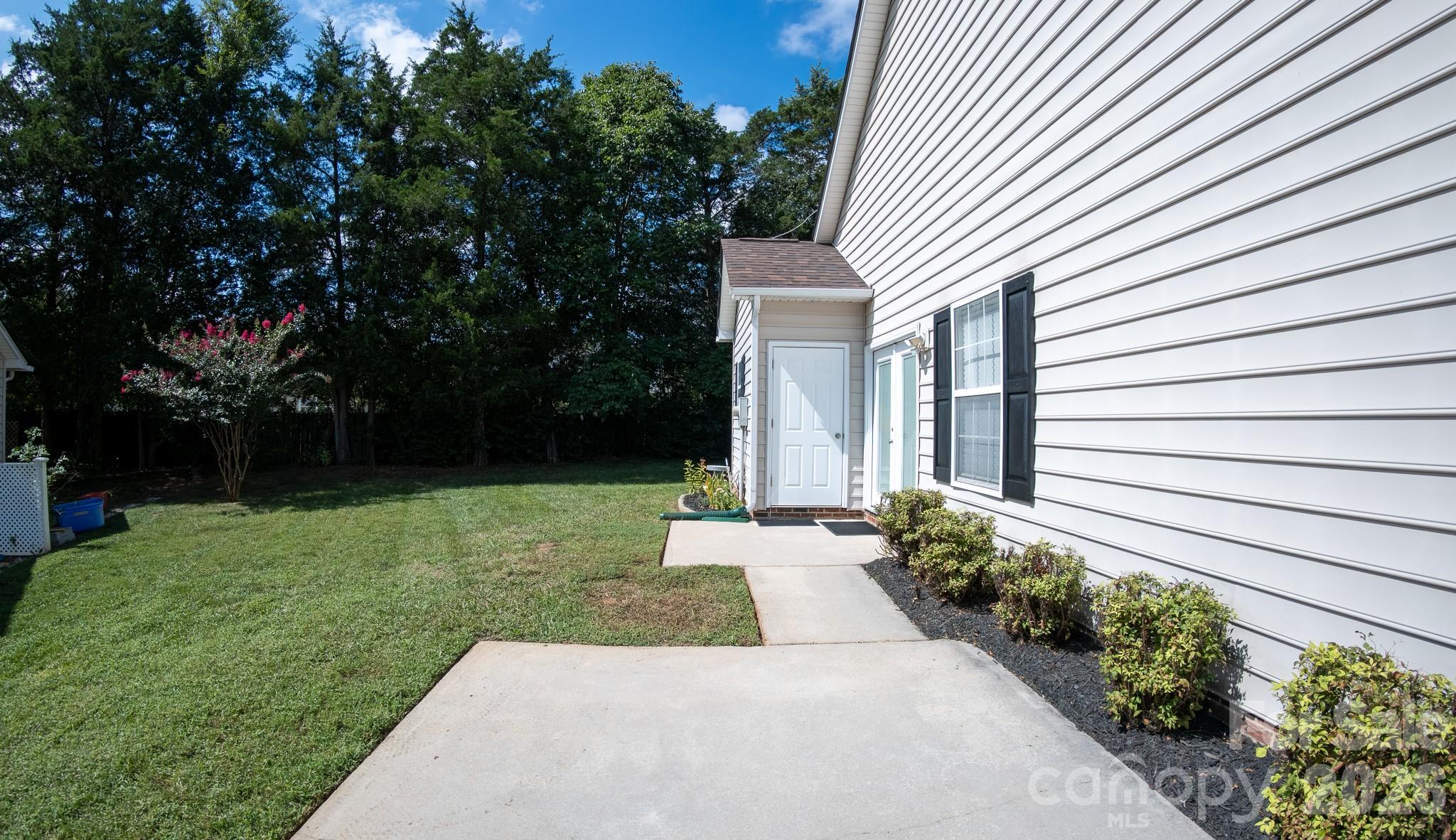 1649 Diary Drive Property Photo 27