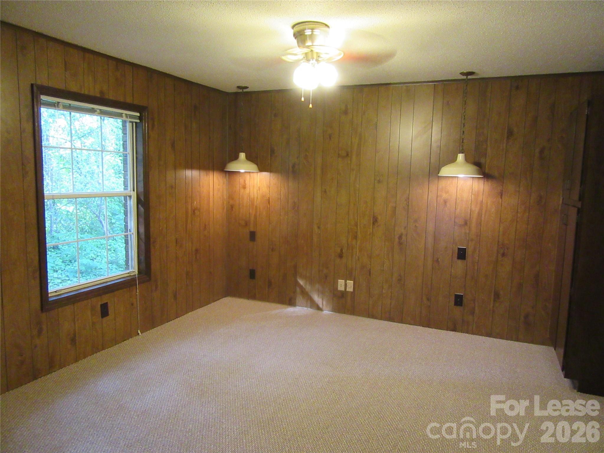 1306 Lomax Avenue A Property Photo 7