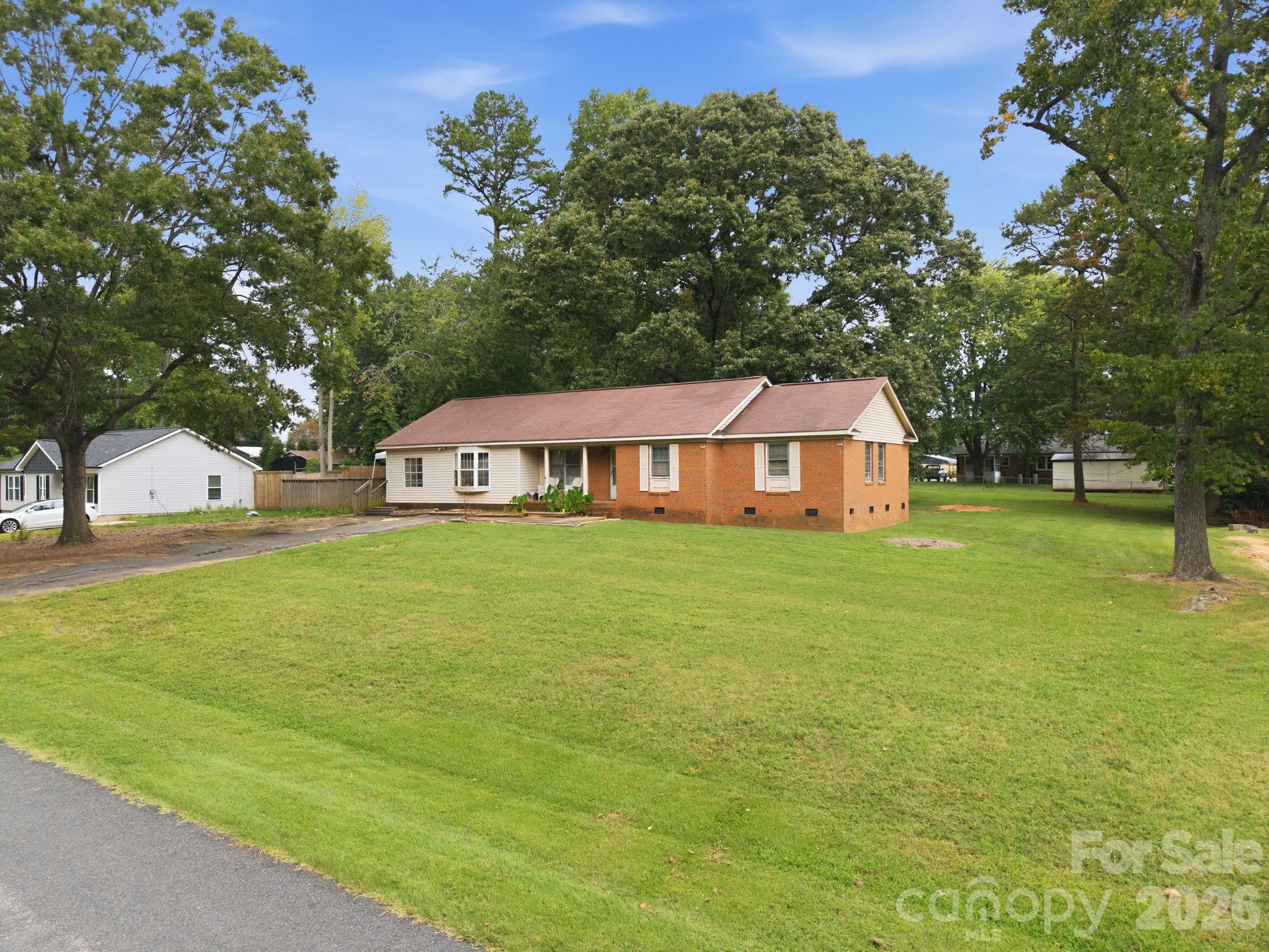 205 Pine Court