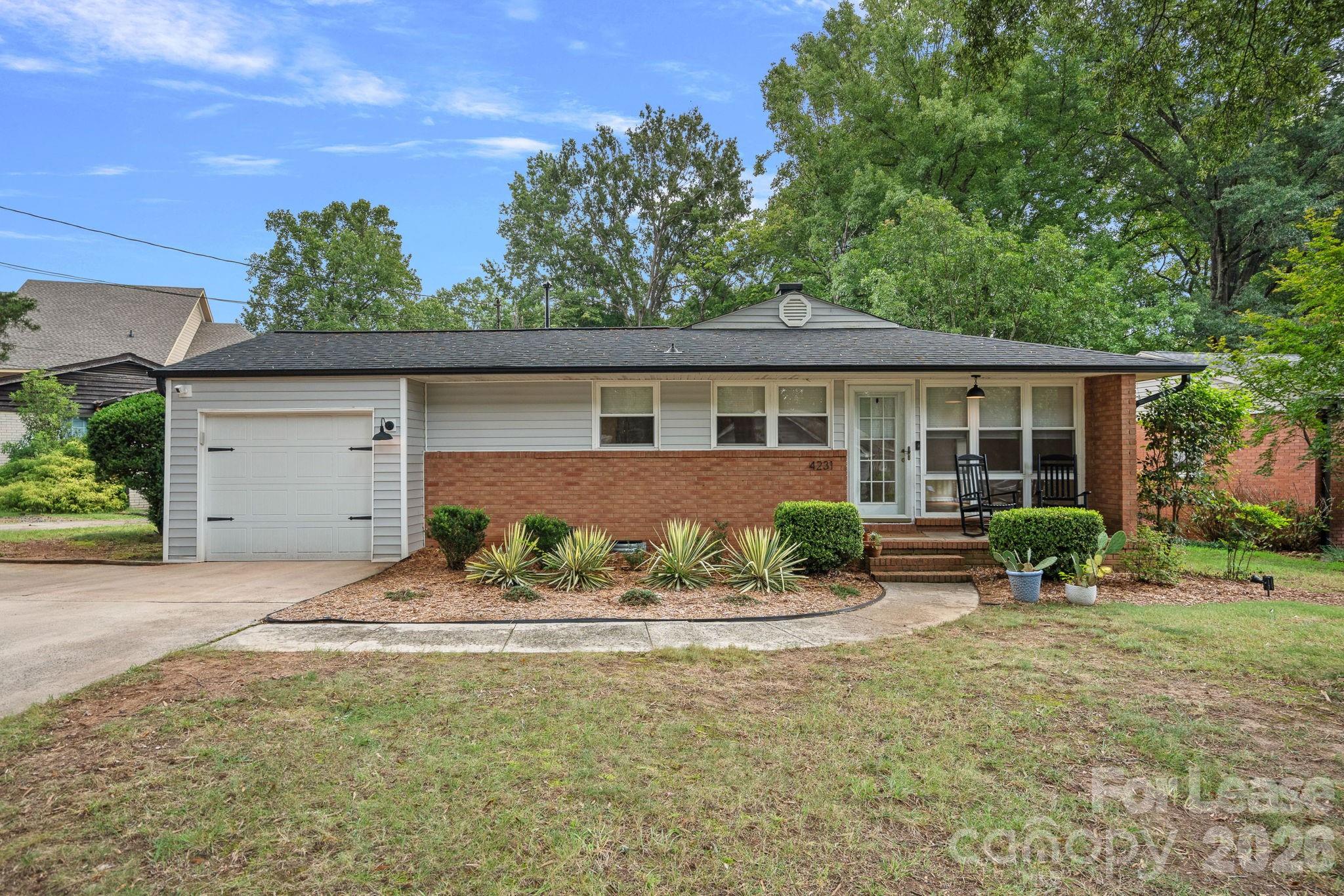 4231 Mantle Court Property Photo 1