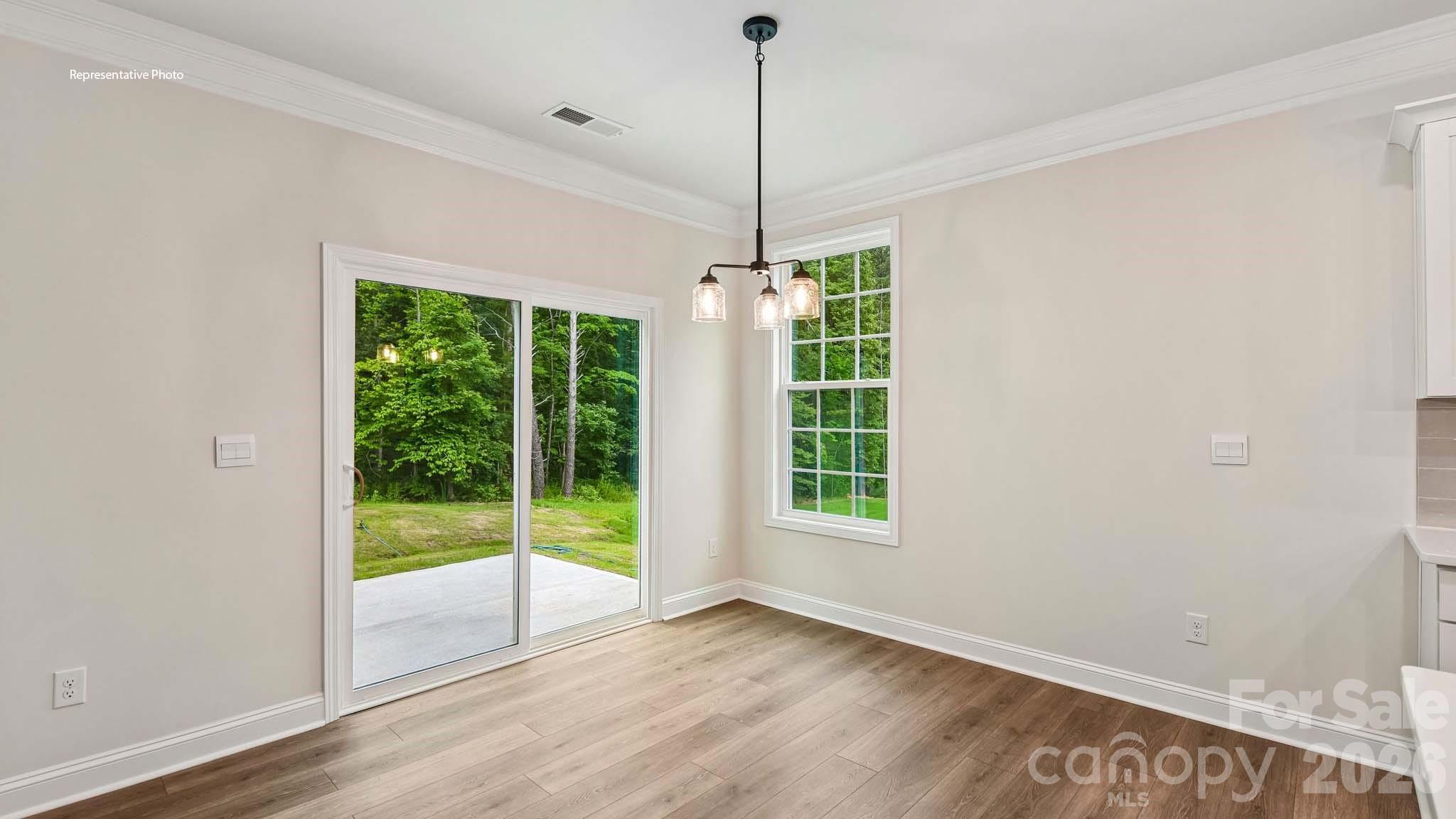 2863 Atwater Pond Circle Property Photo 6