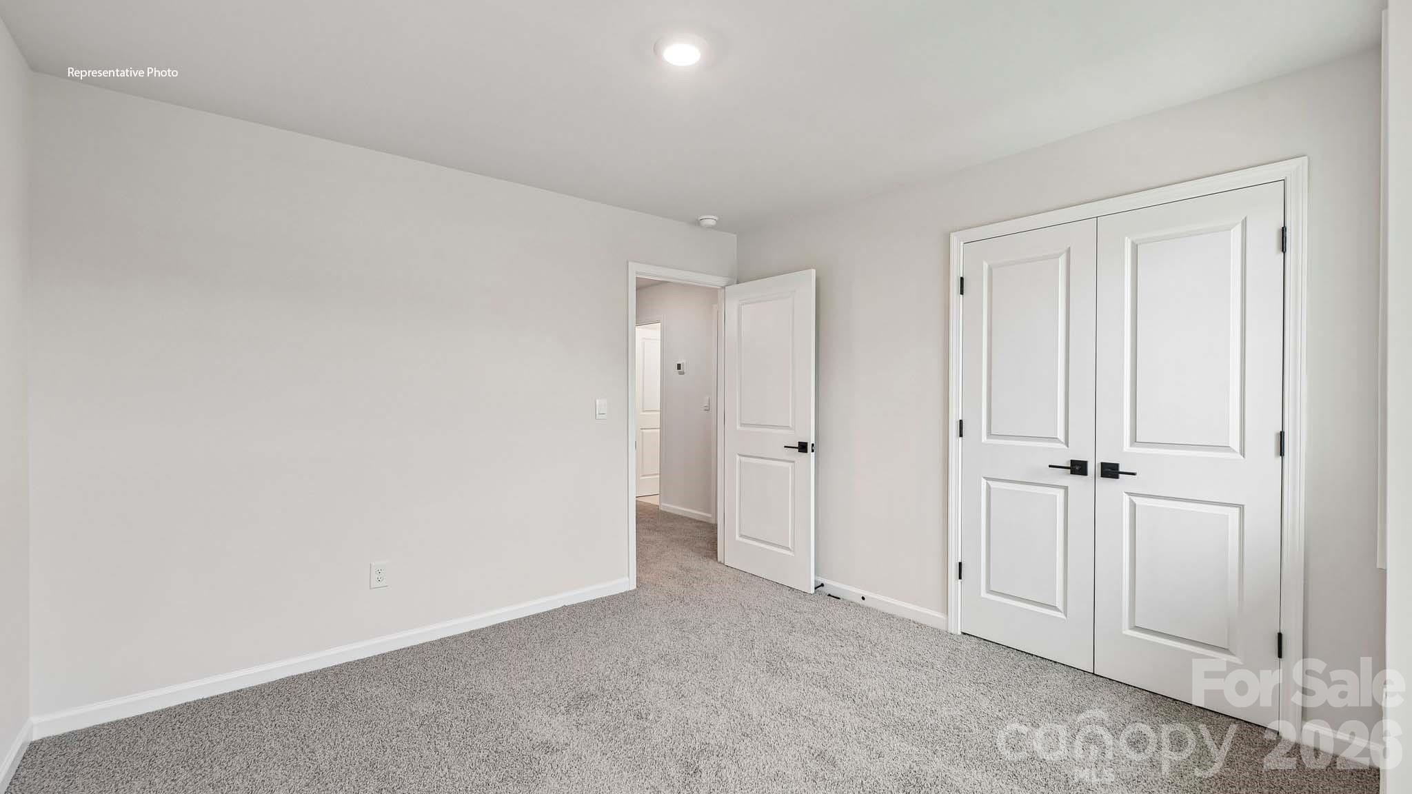 2863 Atwater Pond Circle Property Photo 31
