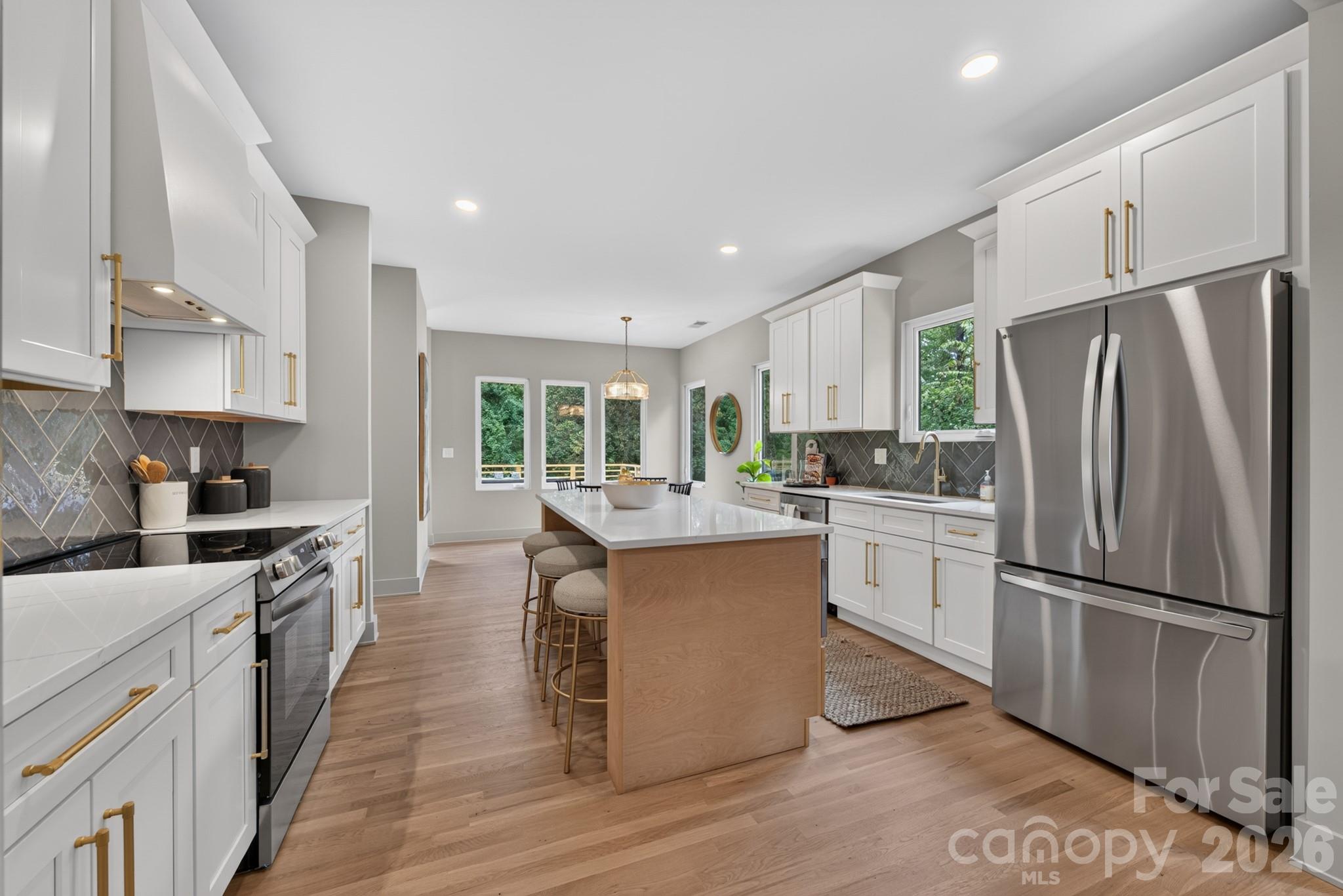 5151 Grafton Drive Property Photo 12