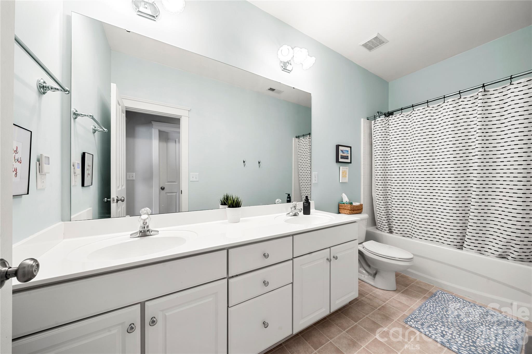1255 Shadow Bend Drive Property Photo 35
