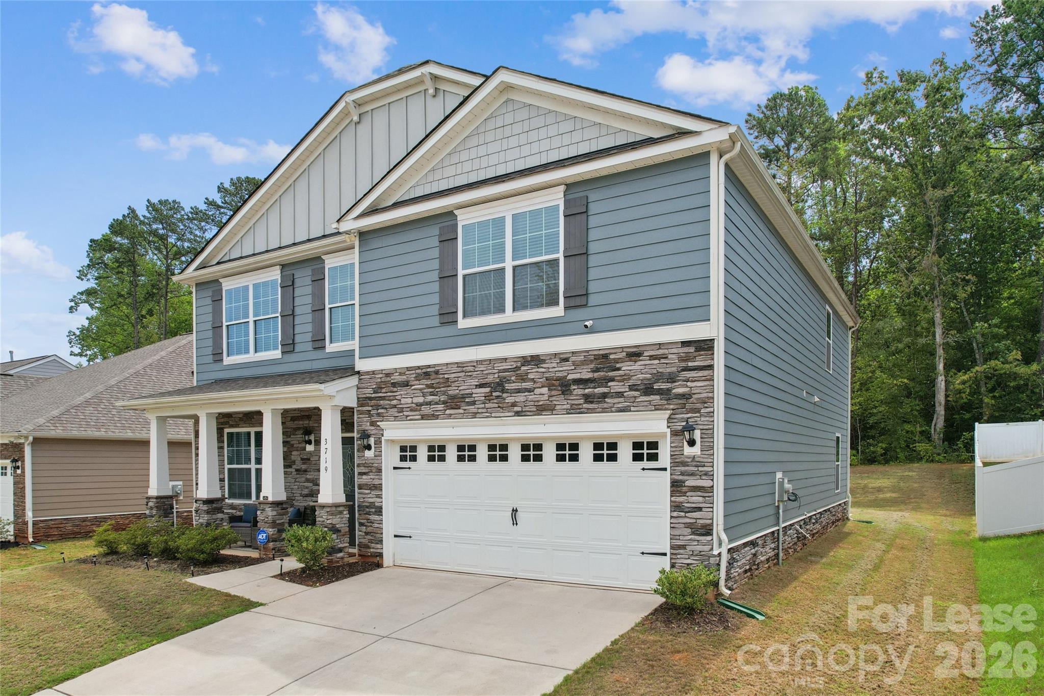 3719 Stanley Creek Drive Property Photo 2