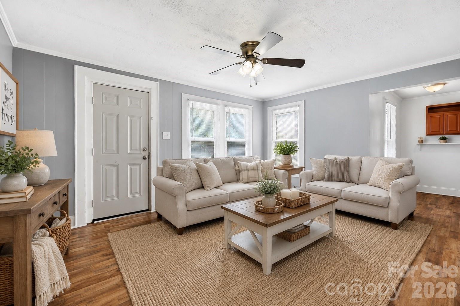 714 Parker Street Property Photo 3