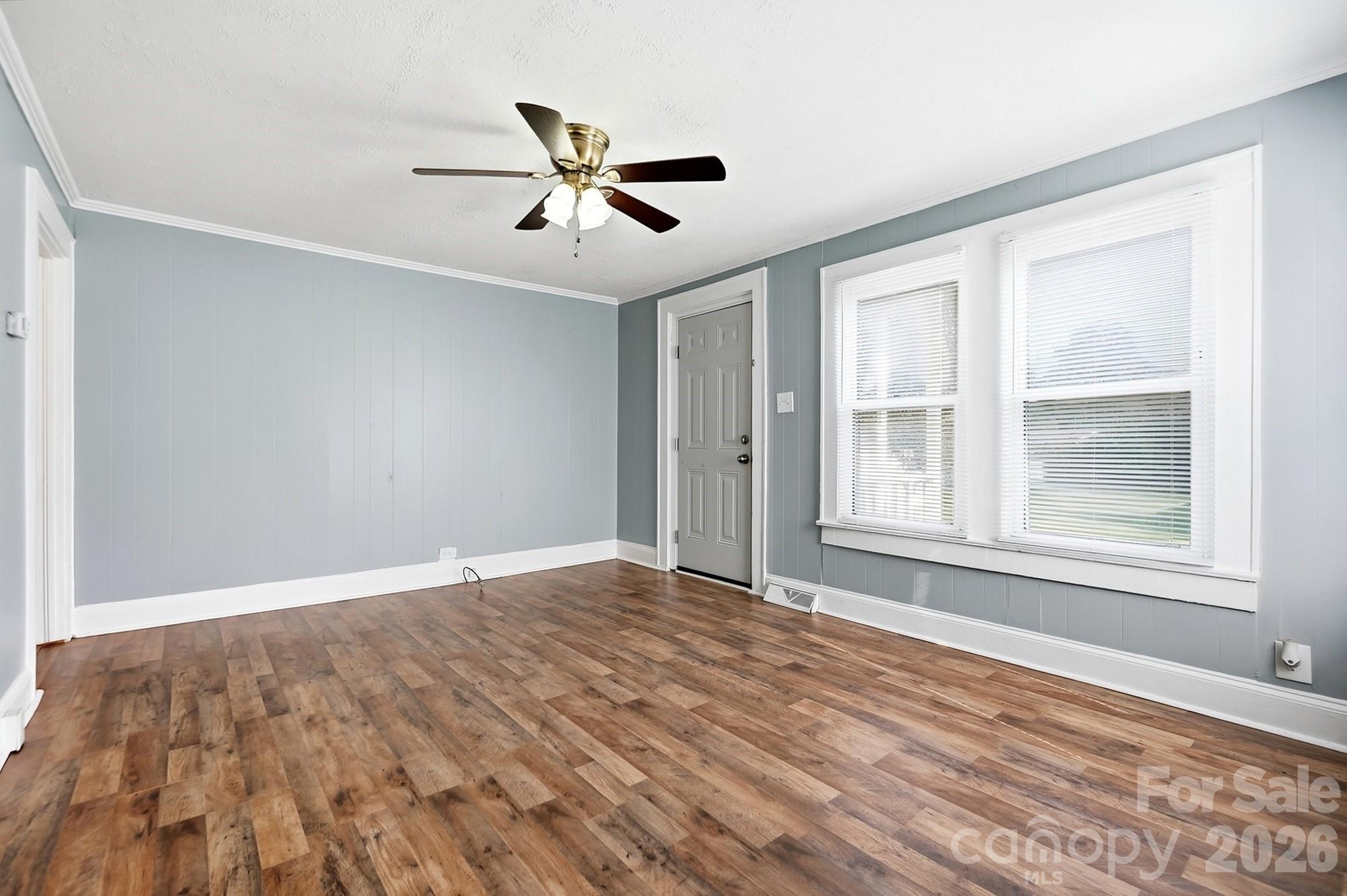714 Parker Street Property Photo 6