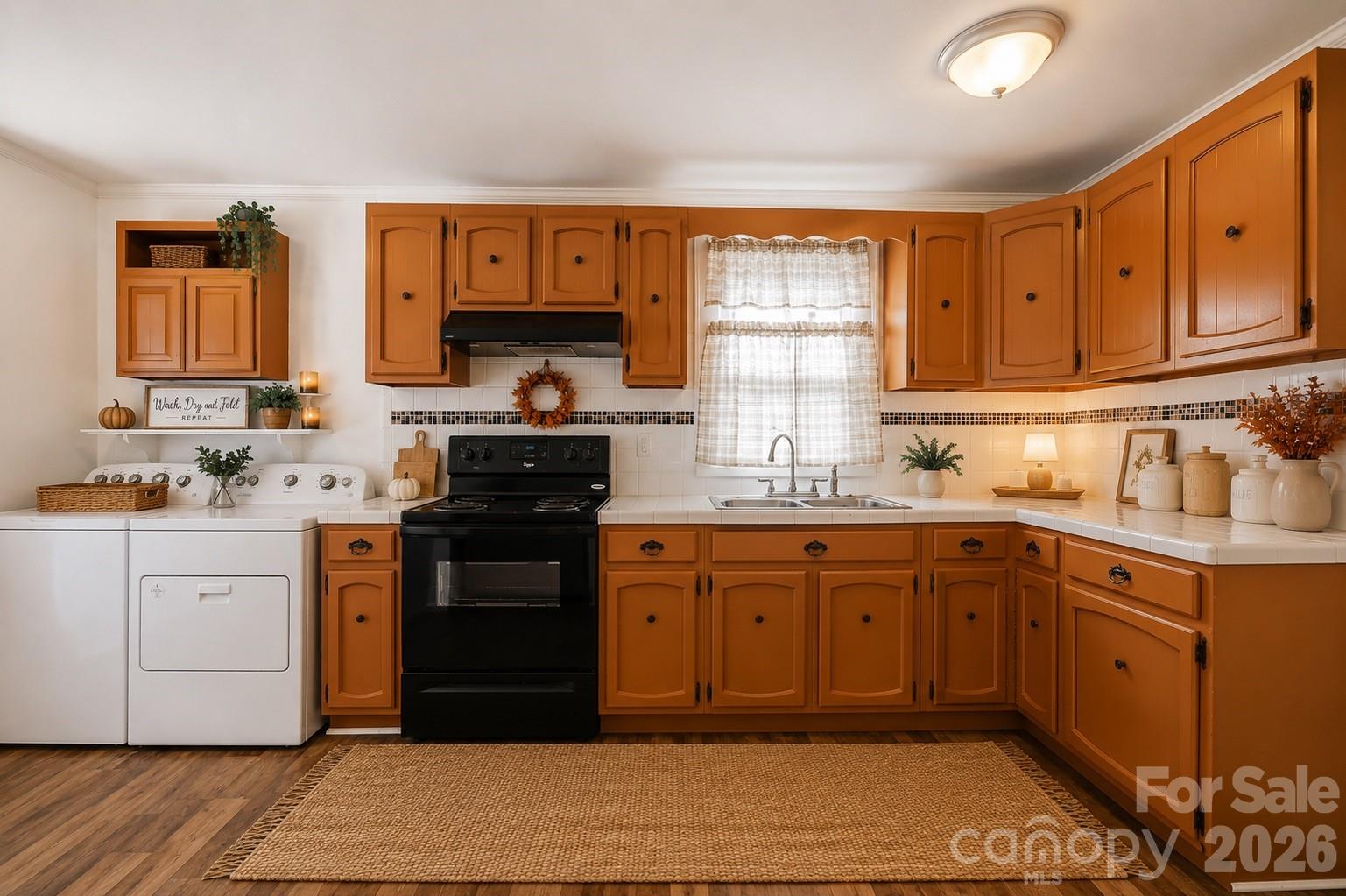 714 Parker Street Property Photo 14