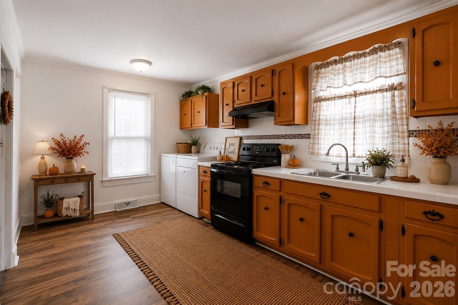 714 Parker Street Property Photo 16