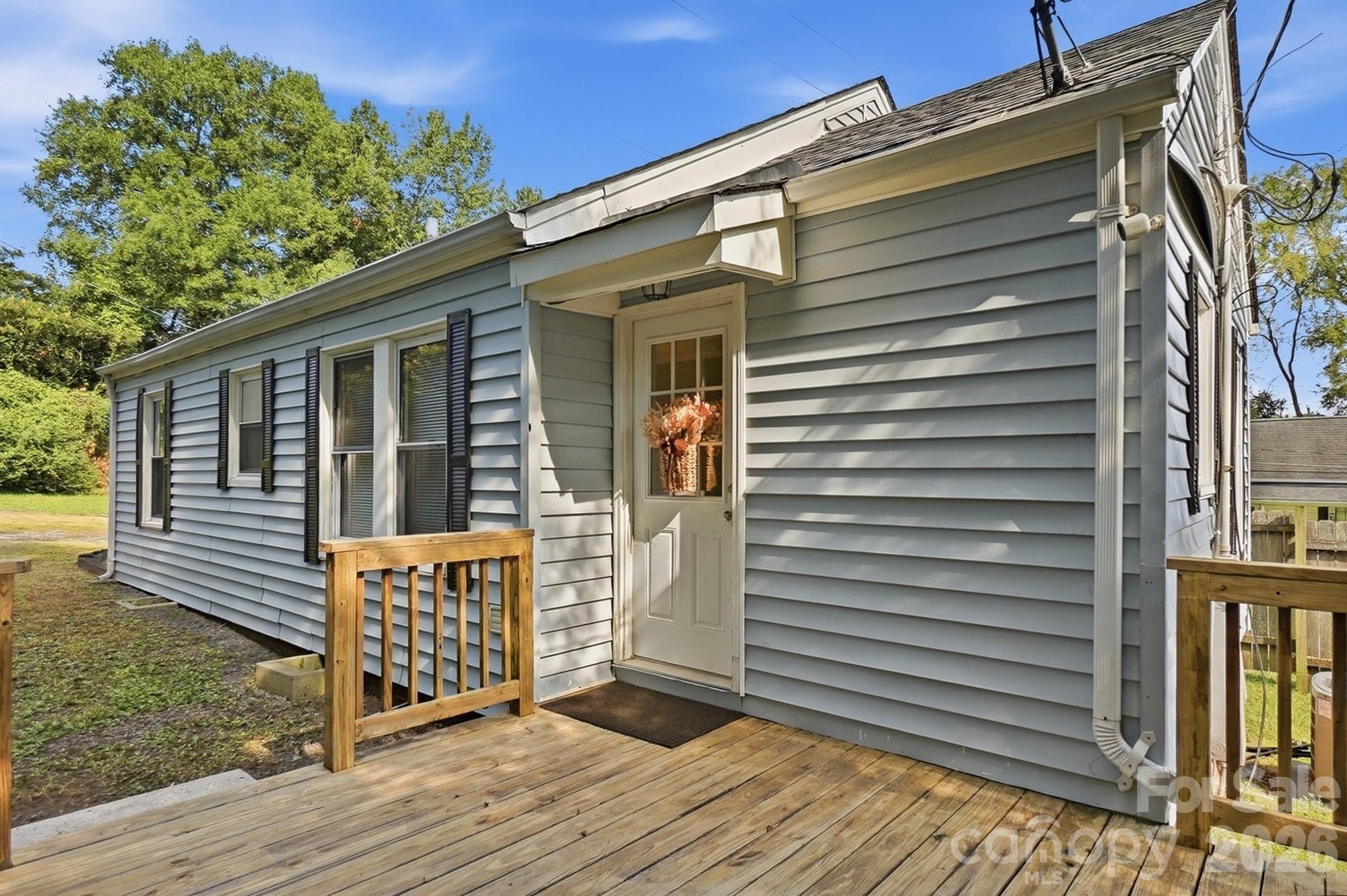 714 Parker Street Property Photo 48