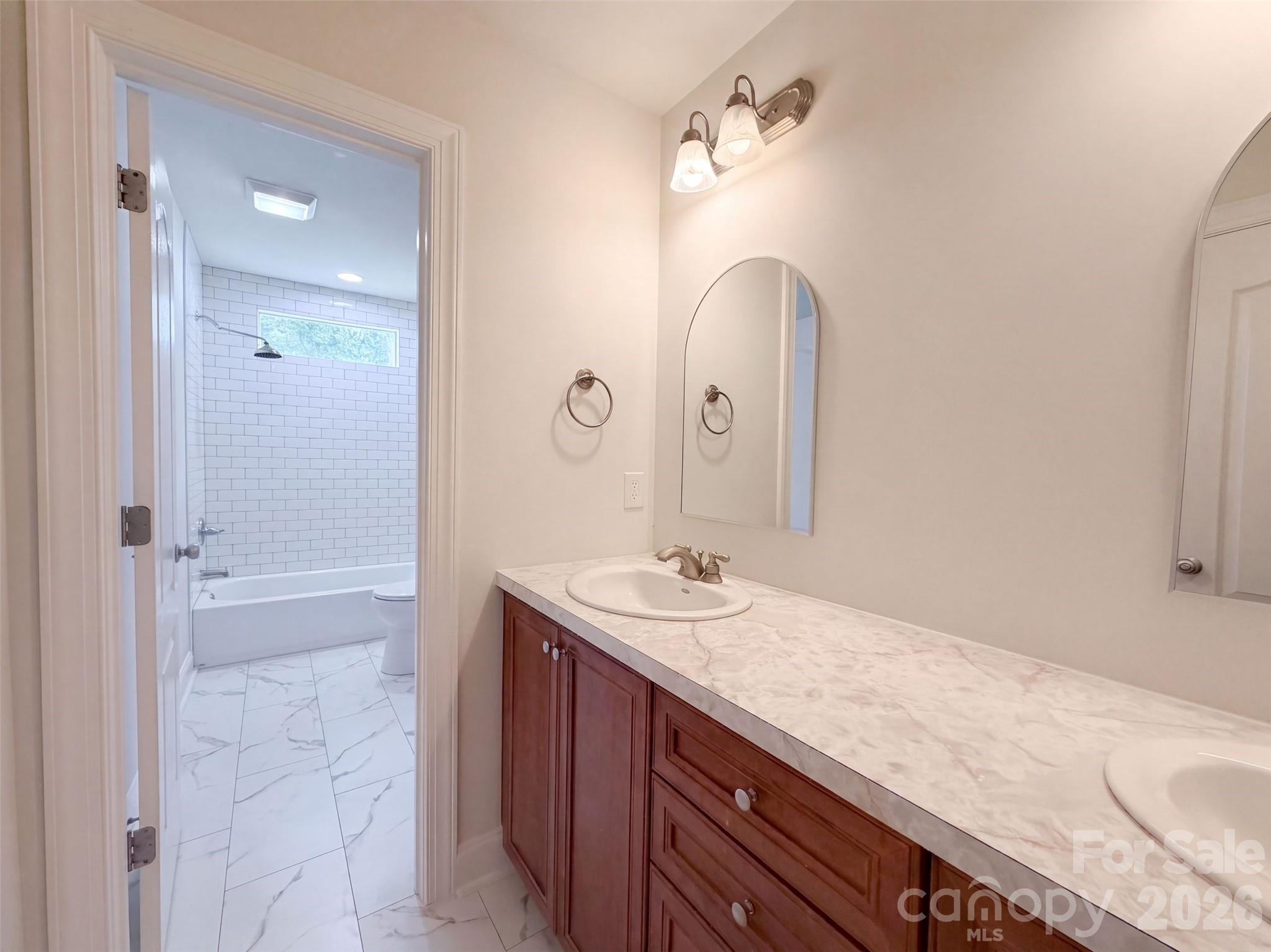 142 Bain Lane Property Photo 13