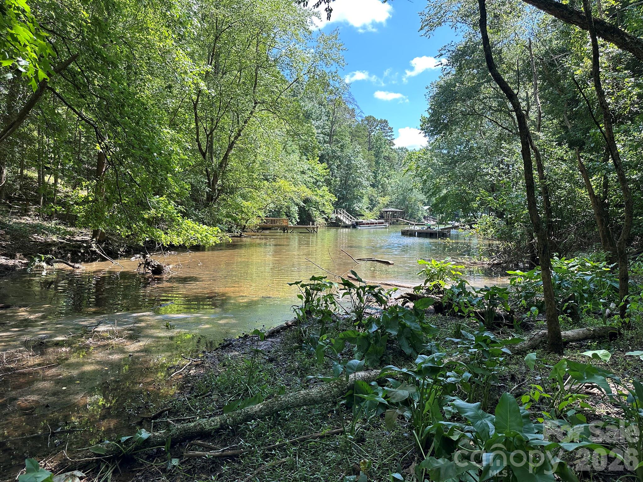 547 Stewart Rock Road Property Photo 1