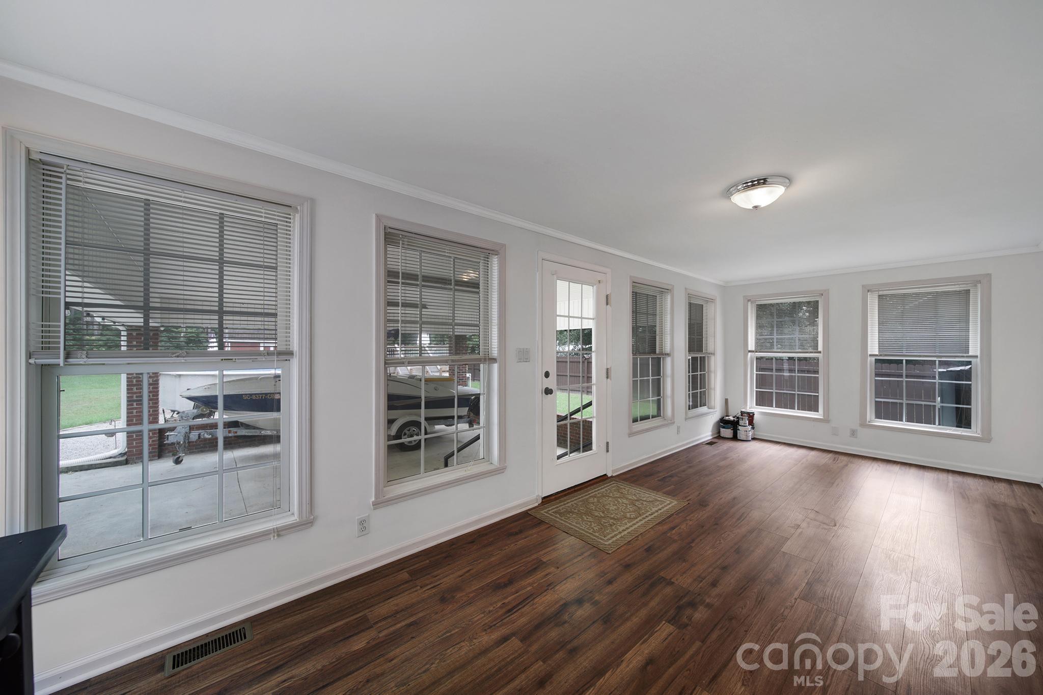 1421 Suttle Road Property Photo 24