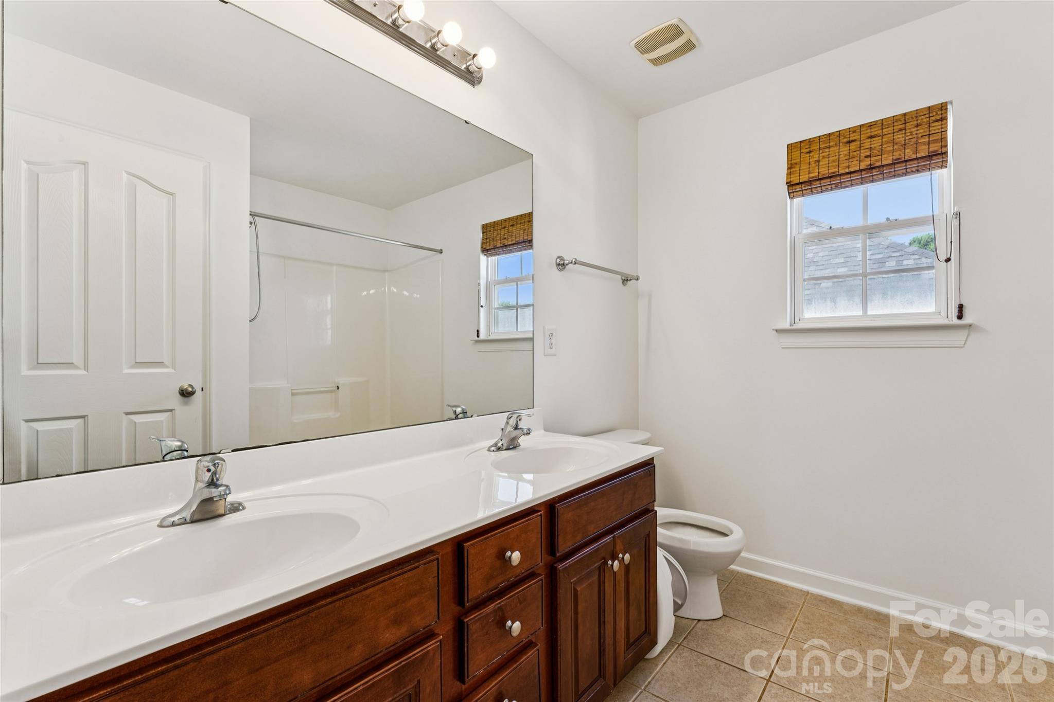 104 Planters Drive Property Photo 38