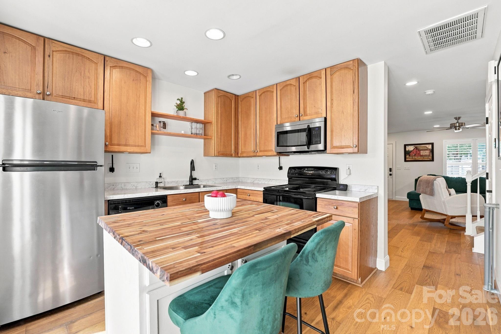 229 Primrose Walk Property Photo 16