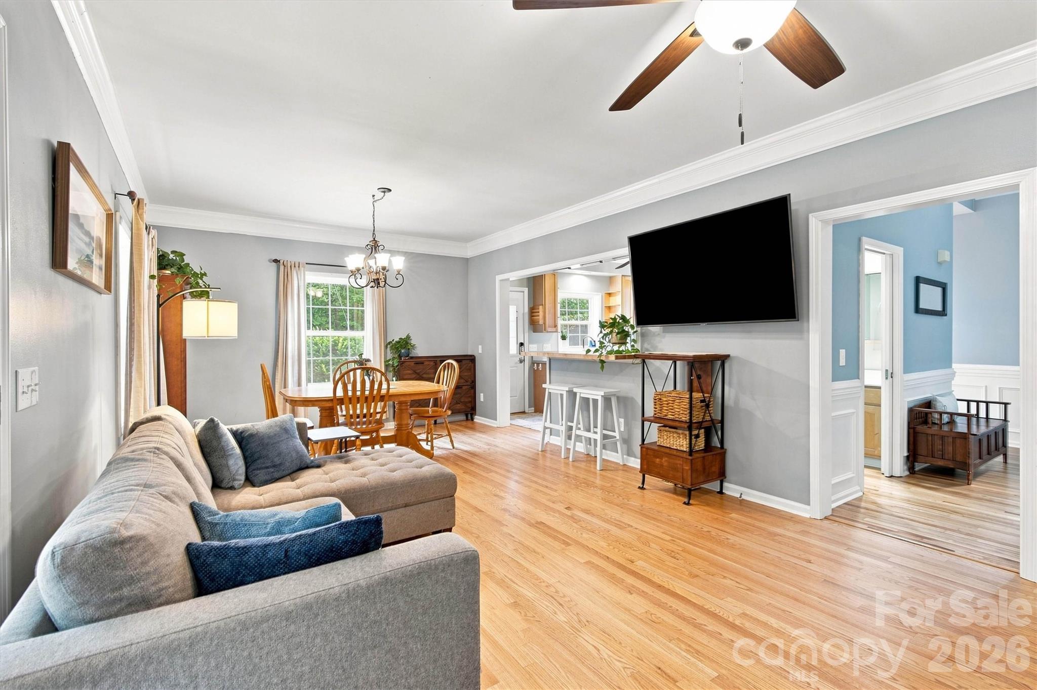 3686 Lake Bluff Drive Property Photo 10