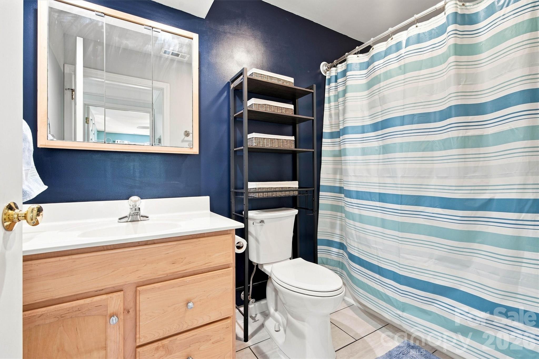3686 Lake Bluff Drive Property Photo 26