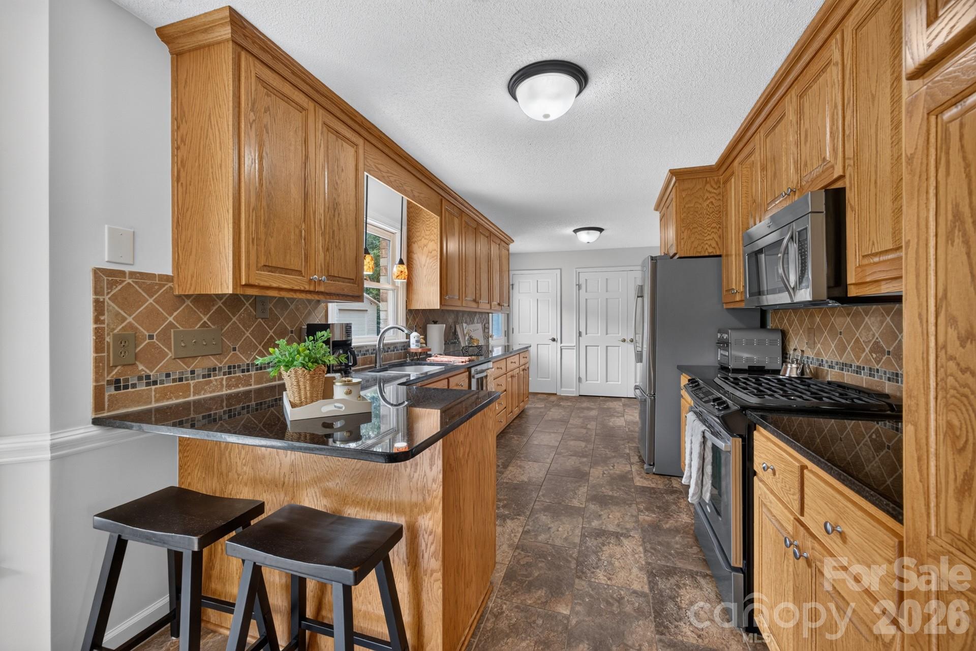 525 Gin Road Property Photo 24